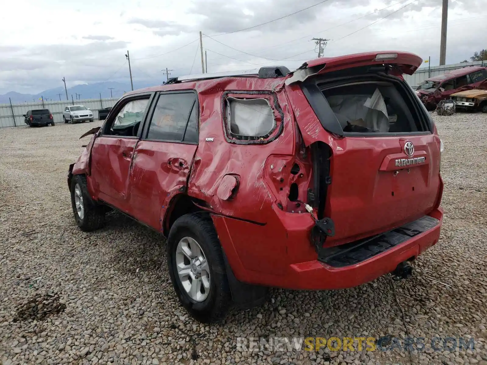 3 Photograph of a damaged car JTEBU5JR3L5794664 TOYOTA 4RUNNER 2020