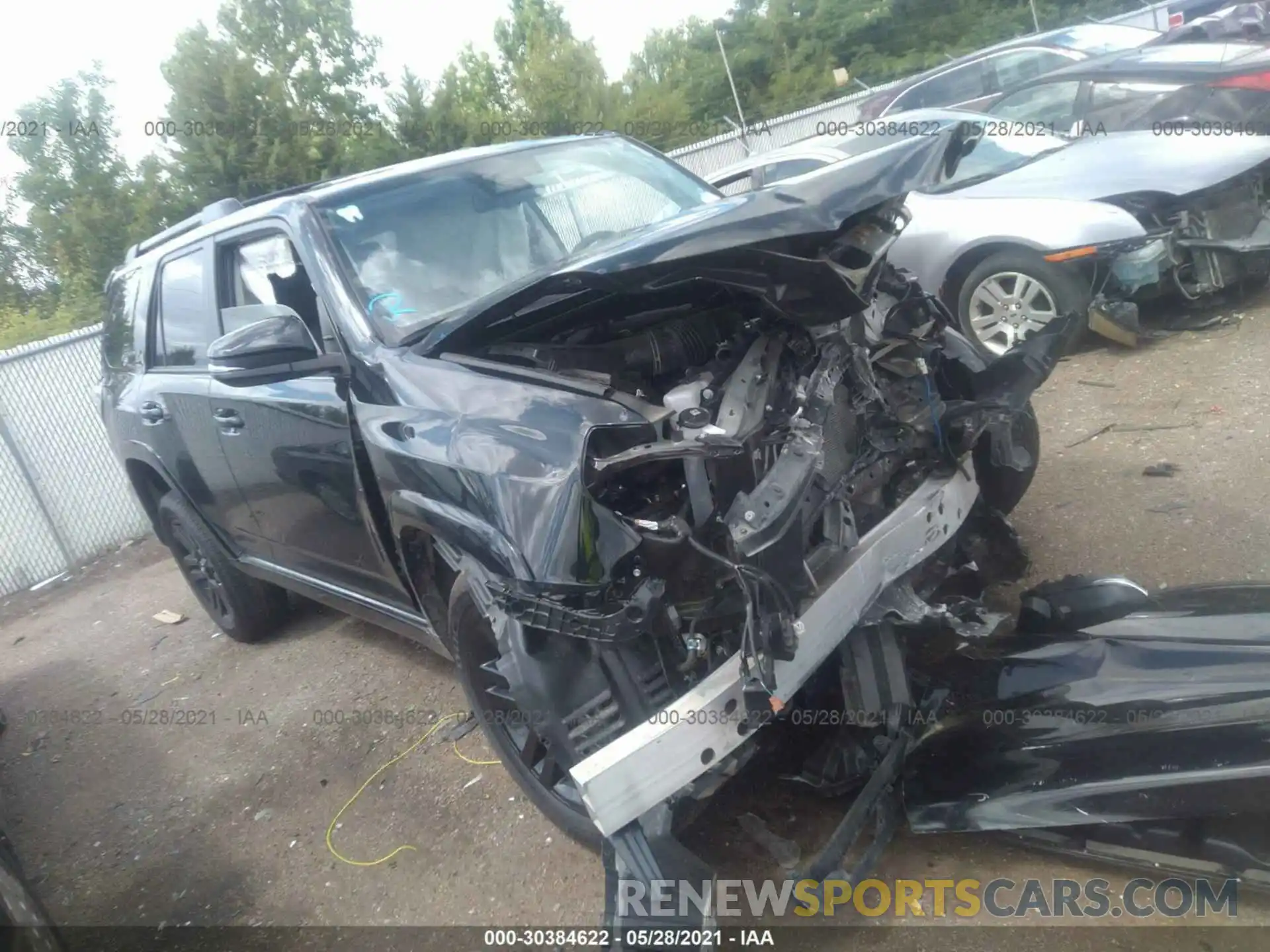 1 Photograph of a damaged car JTEBU5JR3L5798066 TOYOTA 4RUNNER 2020