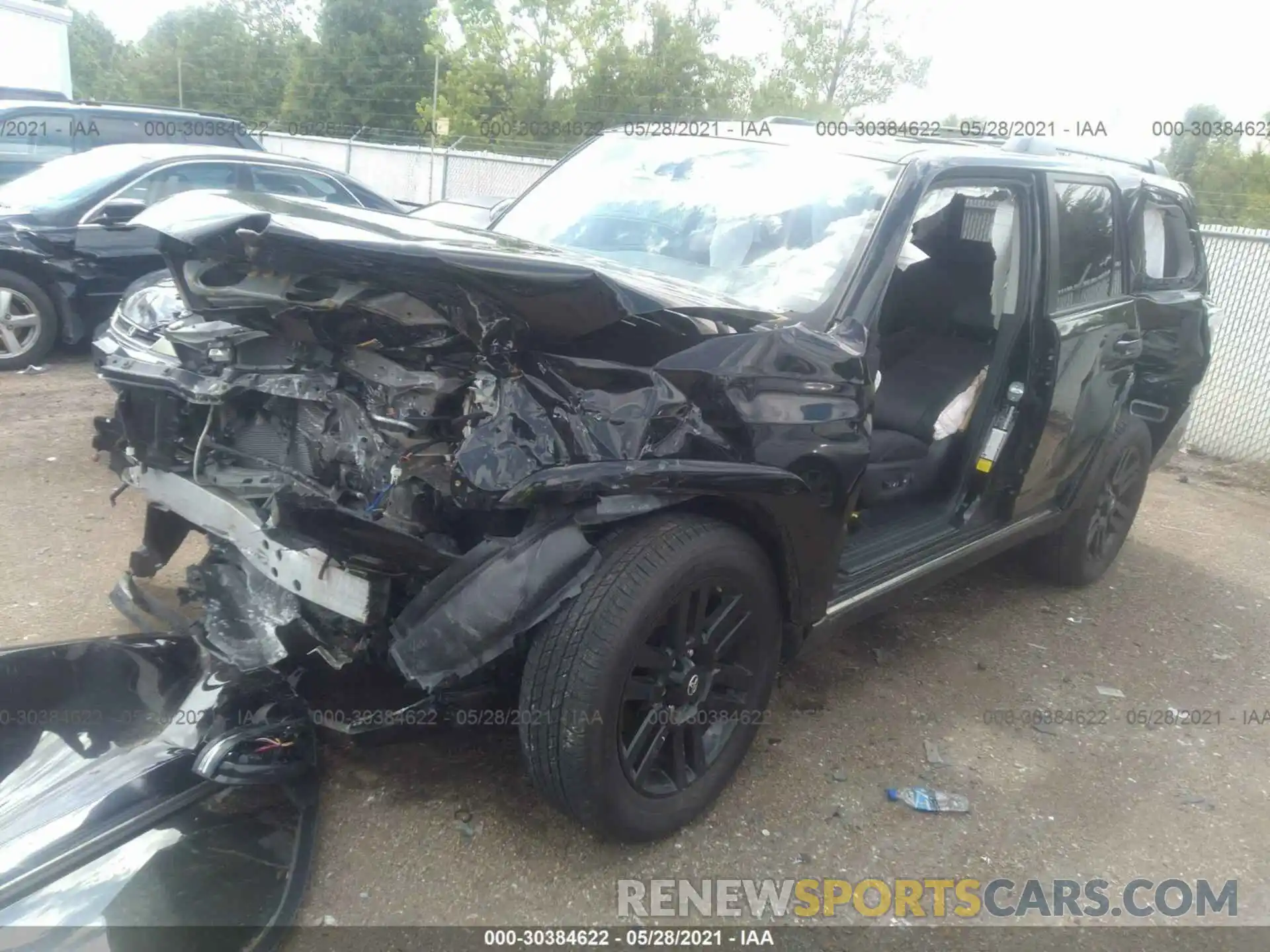 2 Photograph of a damaged car JTEBU5JR3L5798066 TOYOTA 4RUNNER 2020