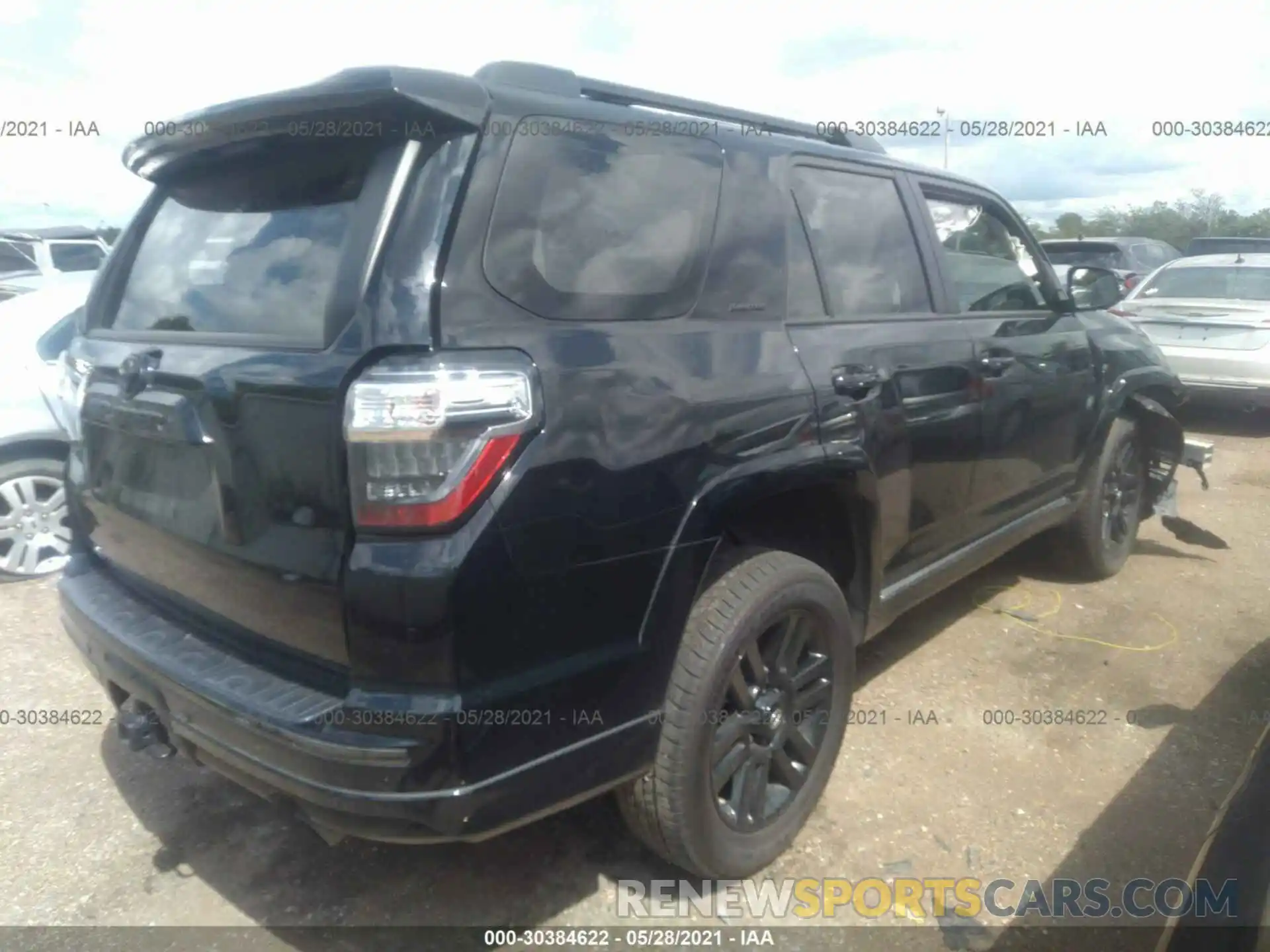 4 Фотография поврежденного автомобиля JTEBU5JR3L5798066 TOYOTA 4RUNNER 2020