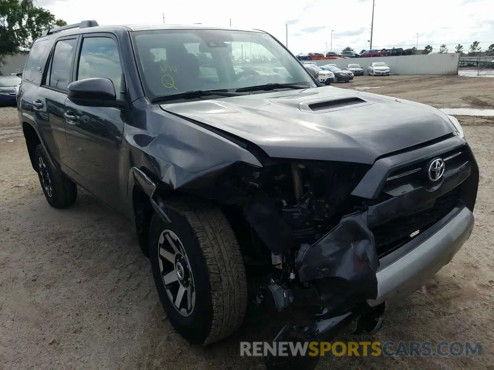 1 Photograph of a damaged car JTEBU5JR3L5800186 TOYOTA 4RUNNER 2020