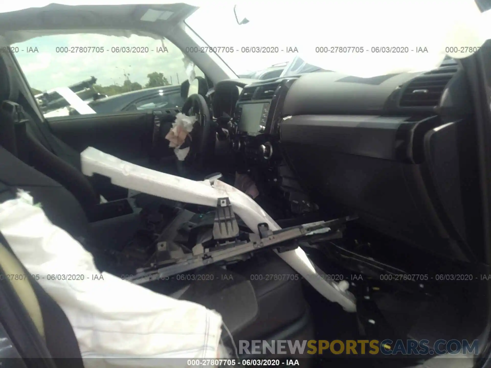 5 Фотография поврежденного автомобиля JTEBU5JR3L5803587 TOYOTA 4RUNNER 2020