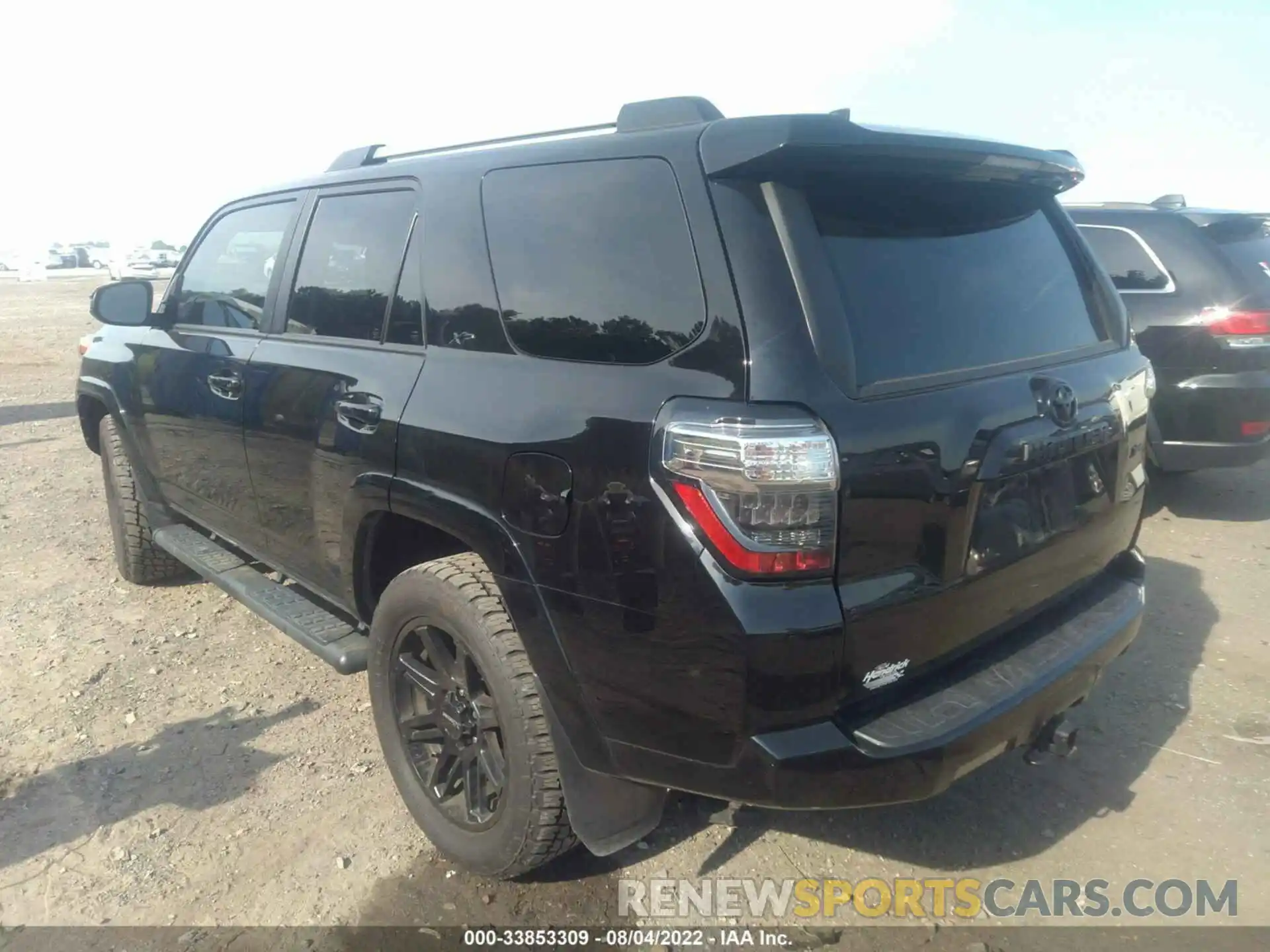 3 Фотография поврежденного автомобиля JTEBU5JR3L5813438 TOYOTA 4RUNNER 2020