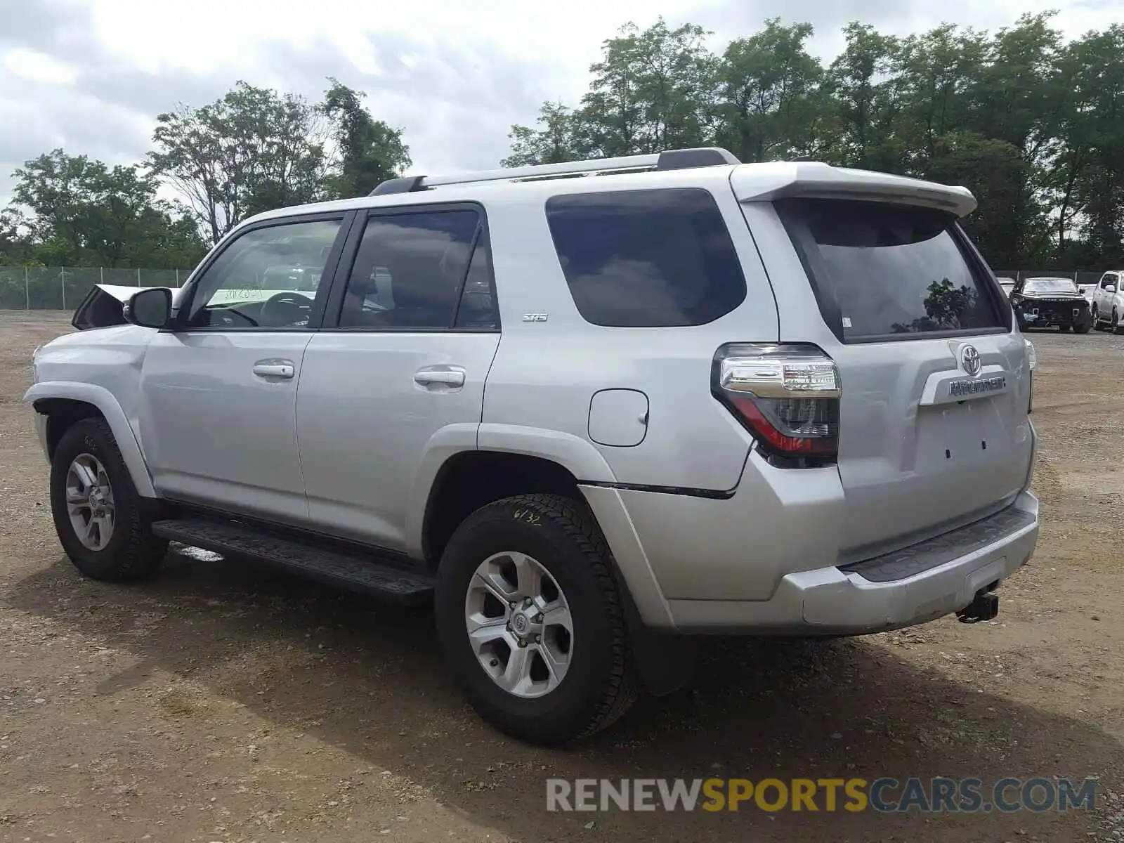 3 Photograph of a damaged car JTEBU5JR3L5819286 TOYOTA 4RUNNER 2020