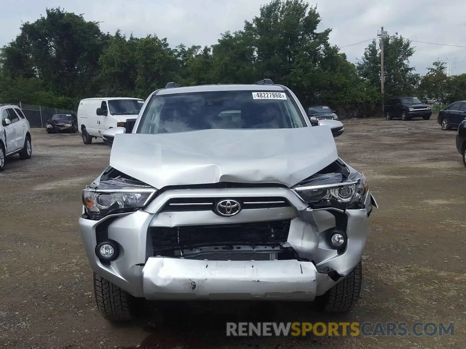 9 Photograph of a damaged car JTEBU5JR3L5819286 TOYOTA 4RUNNER 2020