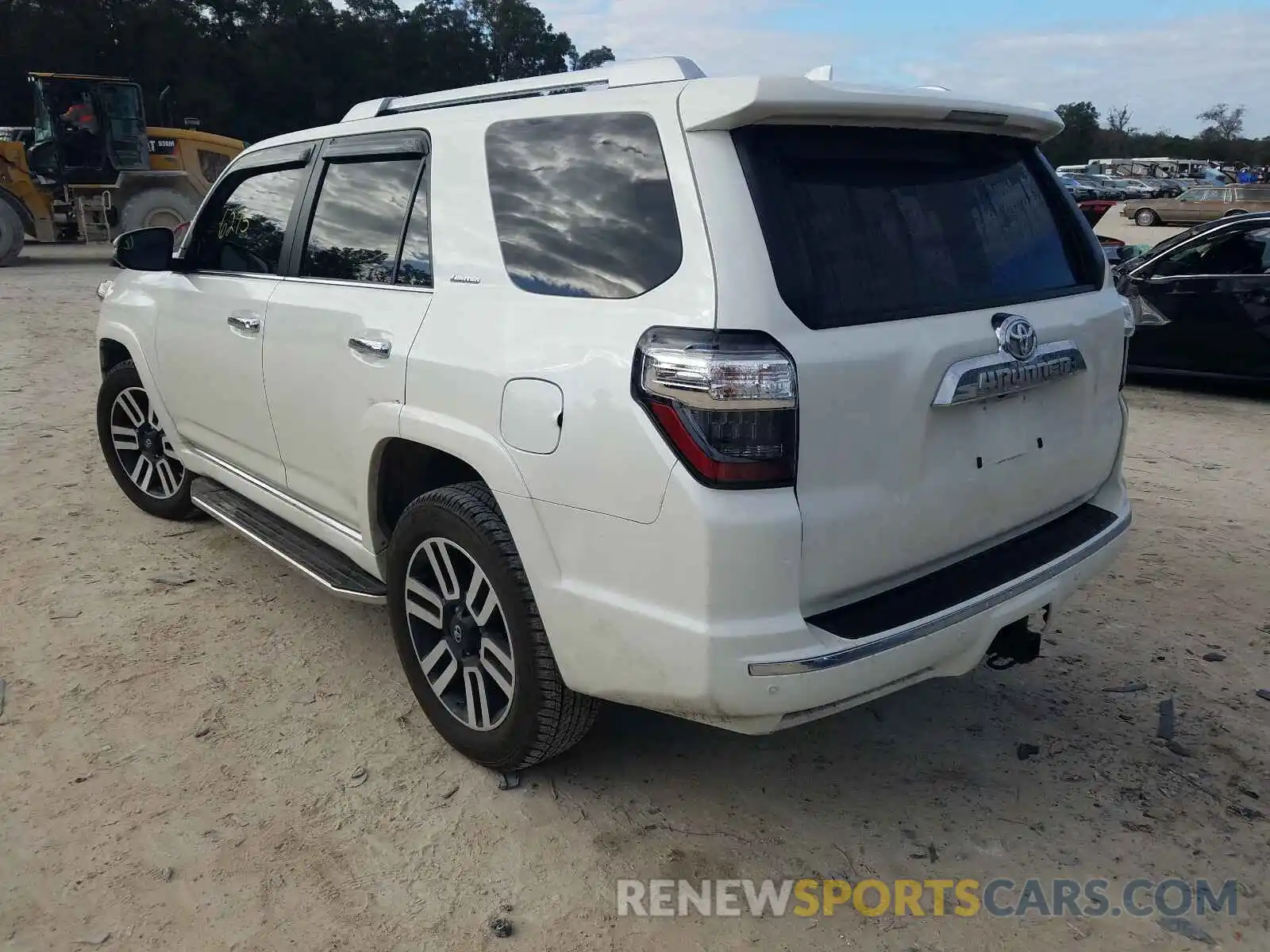 3 Photograph of a damaged car JTEBU5JR3L5821281 TOYOTA 4RUNNER 2020