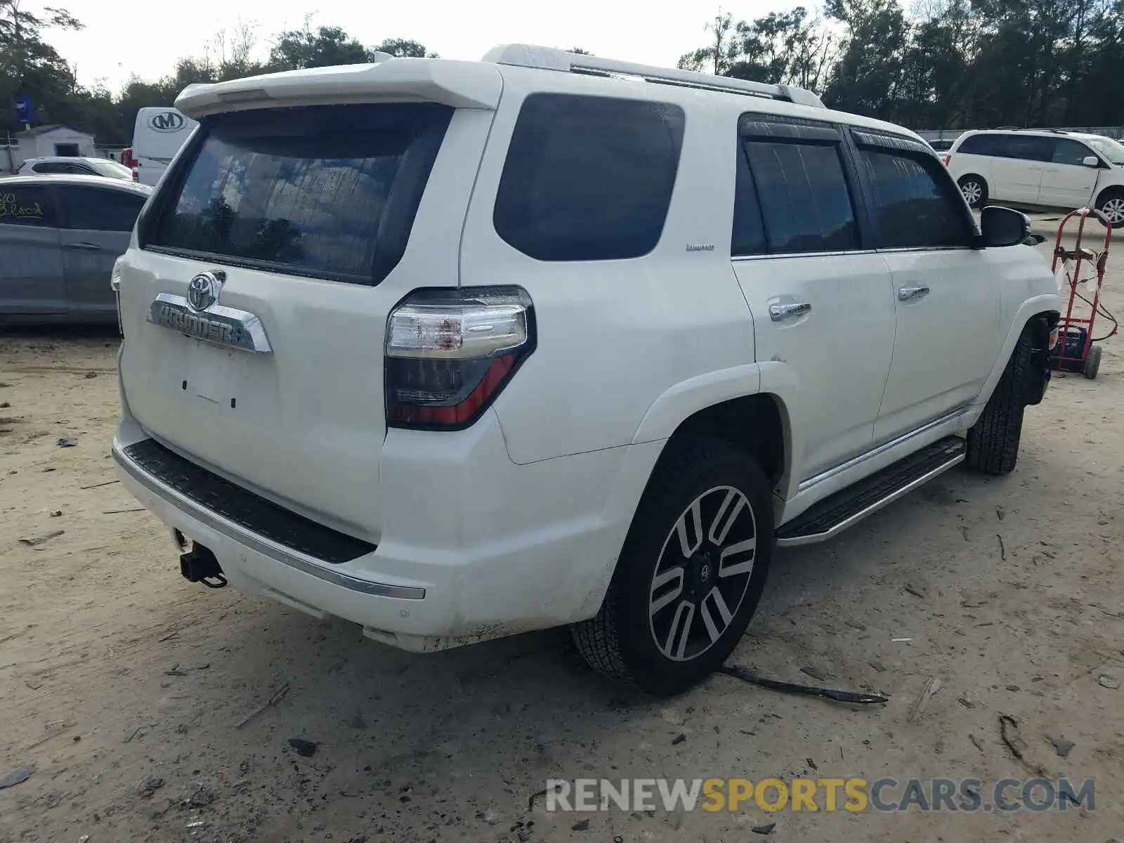 4 Photograph of a damaged car JTEBU5JR3L5821281 TOYOTA 4RUNNER 2020