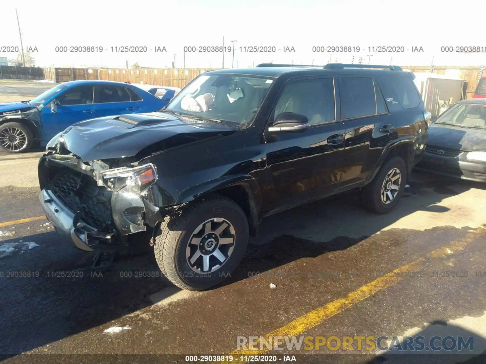 2 Photograph of a damaged car JTEBU5JR3L5822219 TOYOTA 4RUNNER 2020