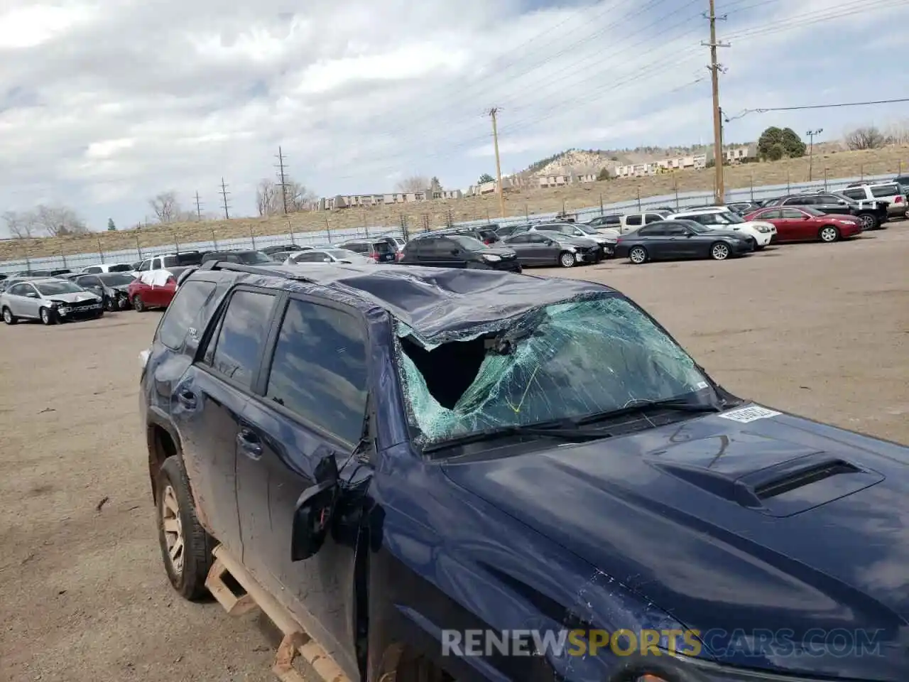 9 Photograph of a damaged car JTEBU5JR3L5824956 TOYOTA 4RUNNER 2020