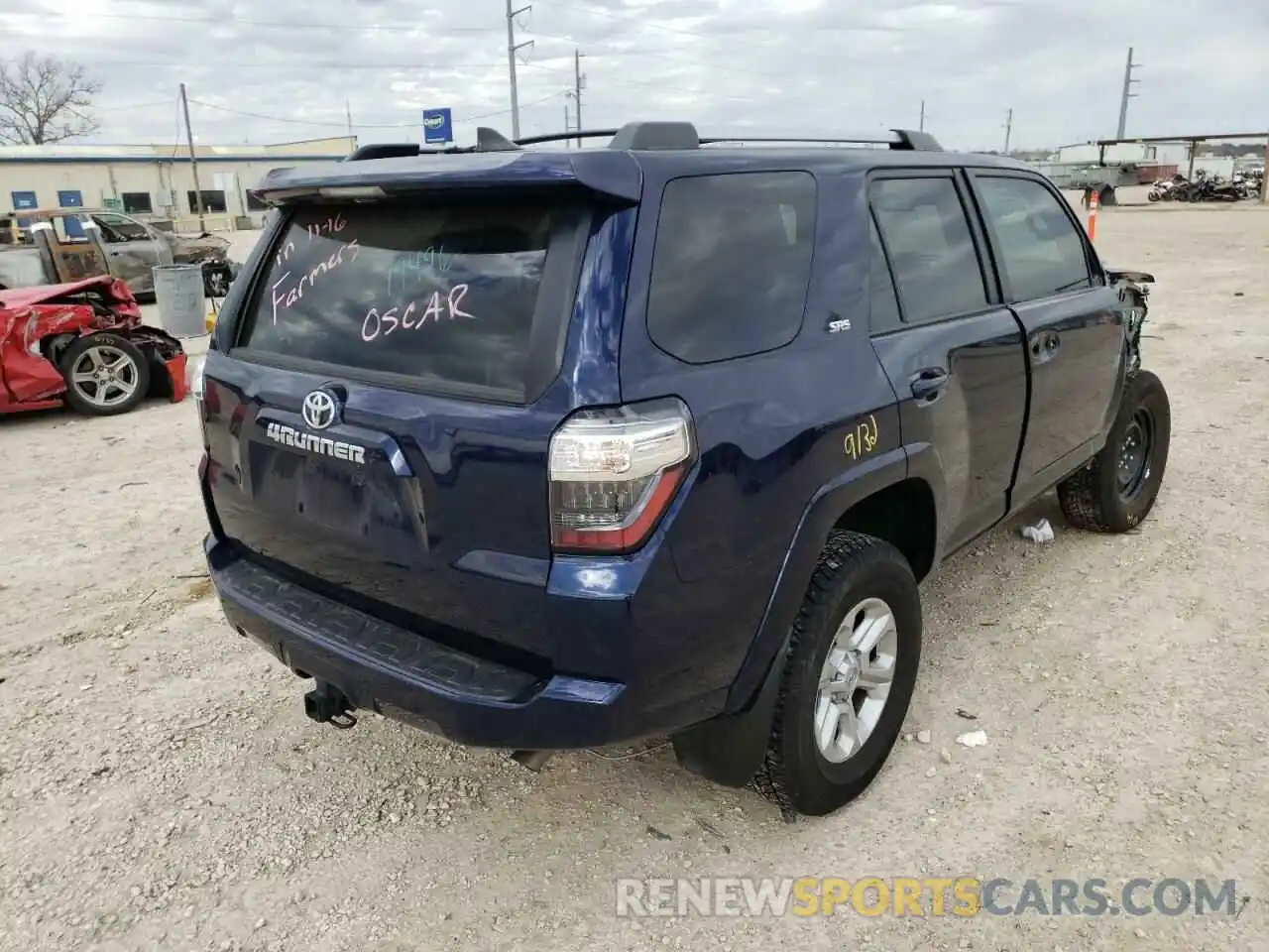 4 Photograph of a damaged car JTEBU5JR3L5828117 TOYOTA 4RUNNER 2020