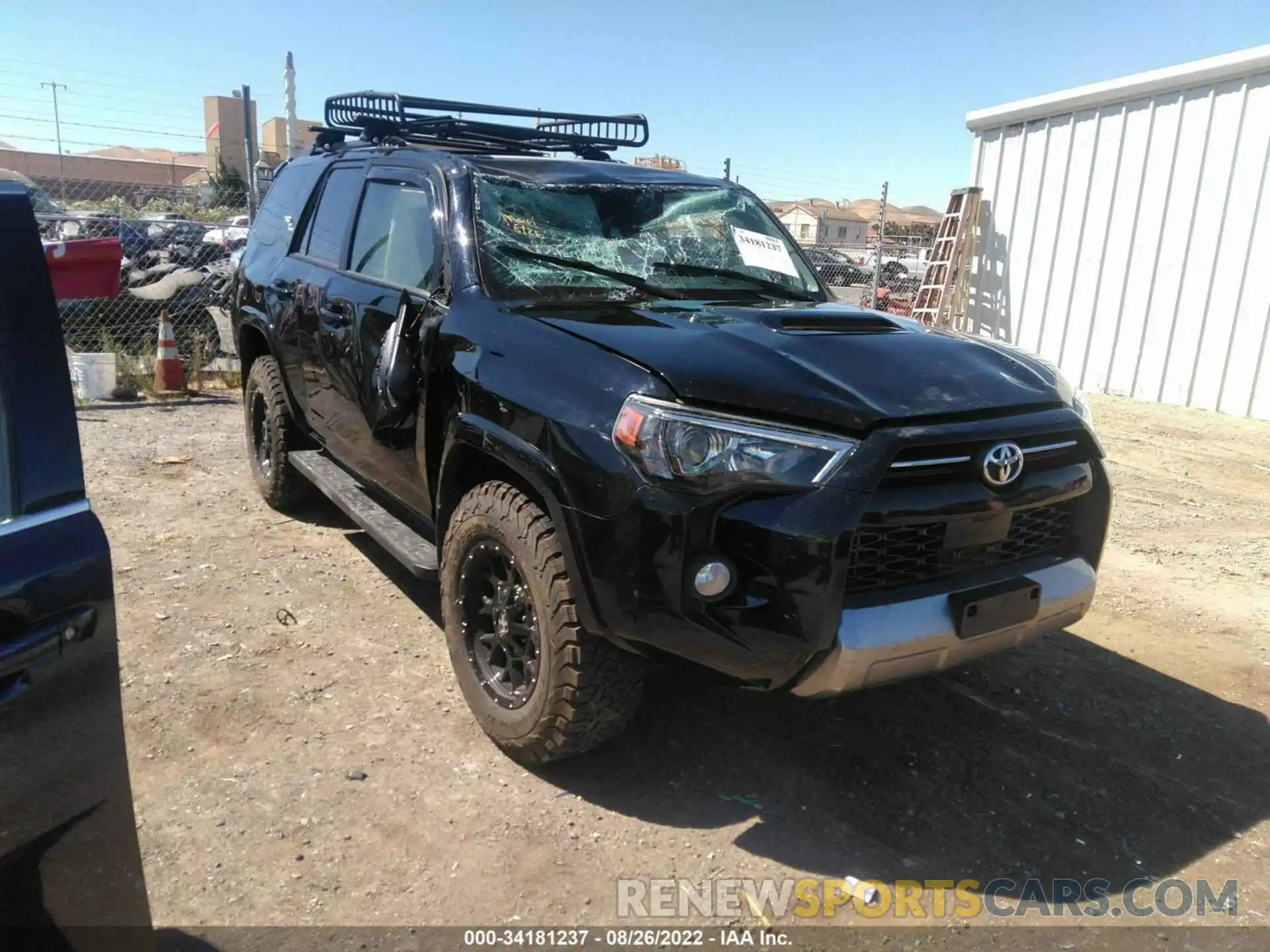 1 Photograph of a damaged car JTEBU5JR3L5828134 TOYOTA 4RUNNER 2020