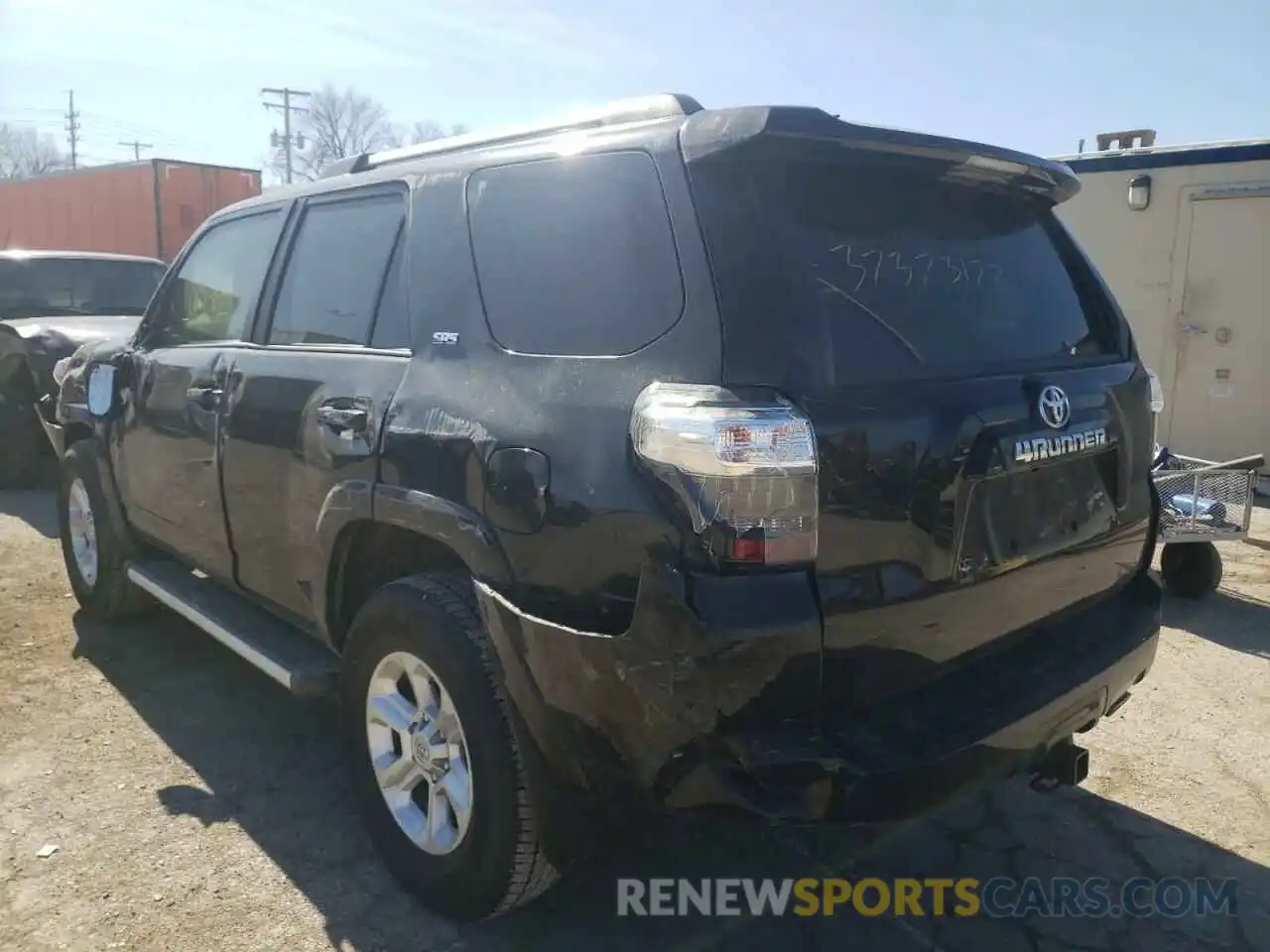 3 Photograph of a damaged car JTEBU5JR3L5831017 TOYOTA 4RUNNER 2020