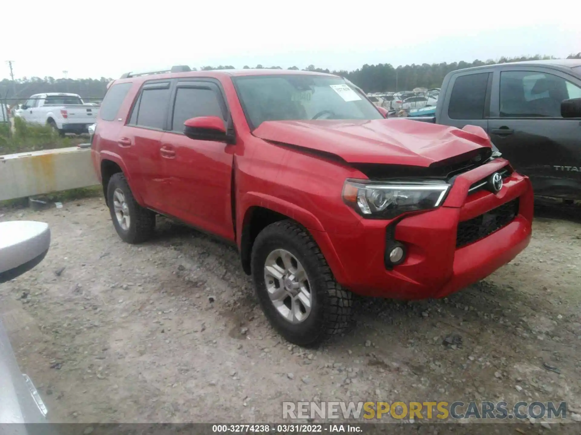 1 Photograph of a damaged car JTEBU5JR4L5739284 TOYOTA 4RUNNER 2020