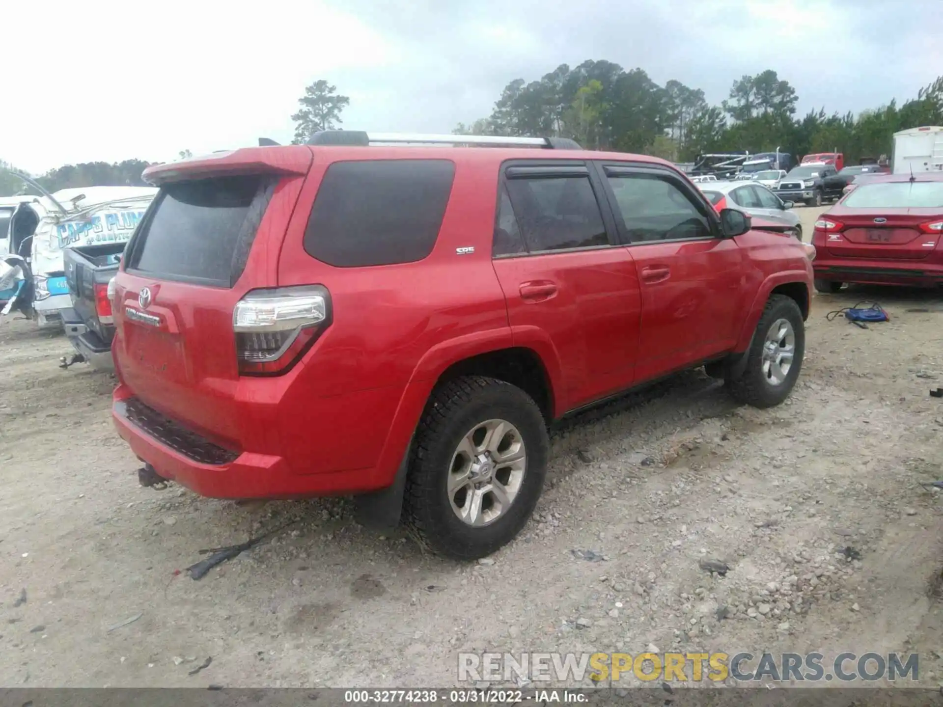 4 Photograph of a damaged car JTEBU5JR4L5739284 TOYOTA 4RUNNER 2020