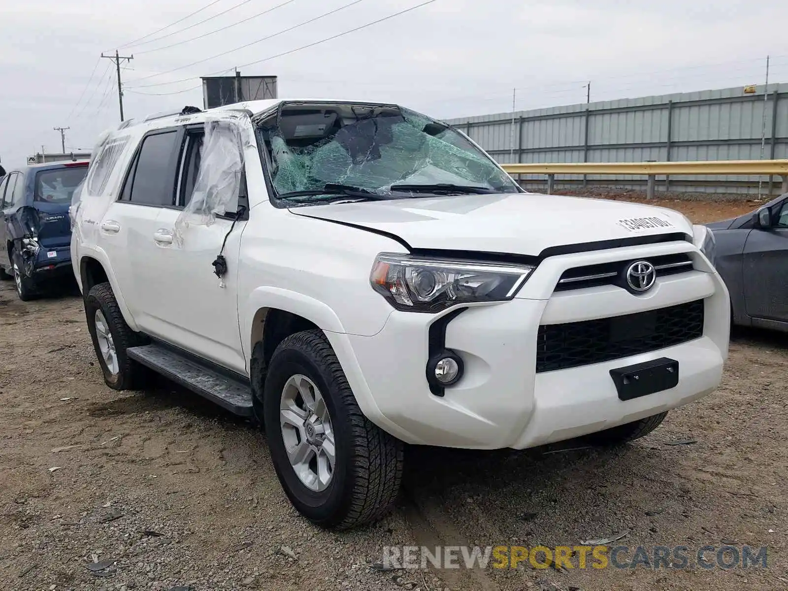 1 Photograph of a damaged car JTEBU5JR4L5740340 TOYOTA 4RUNNER 2020