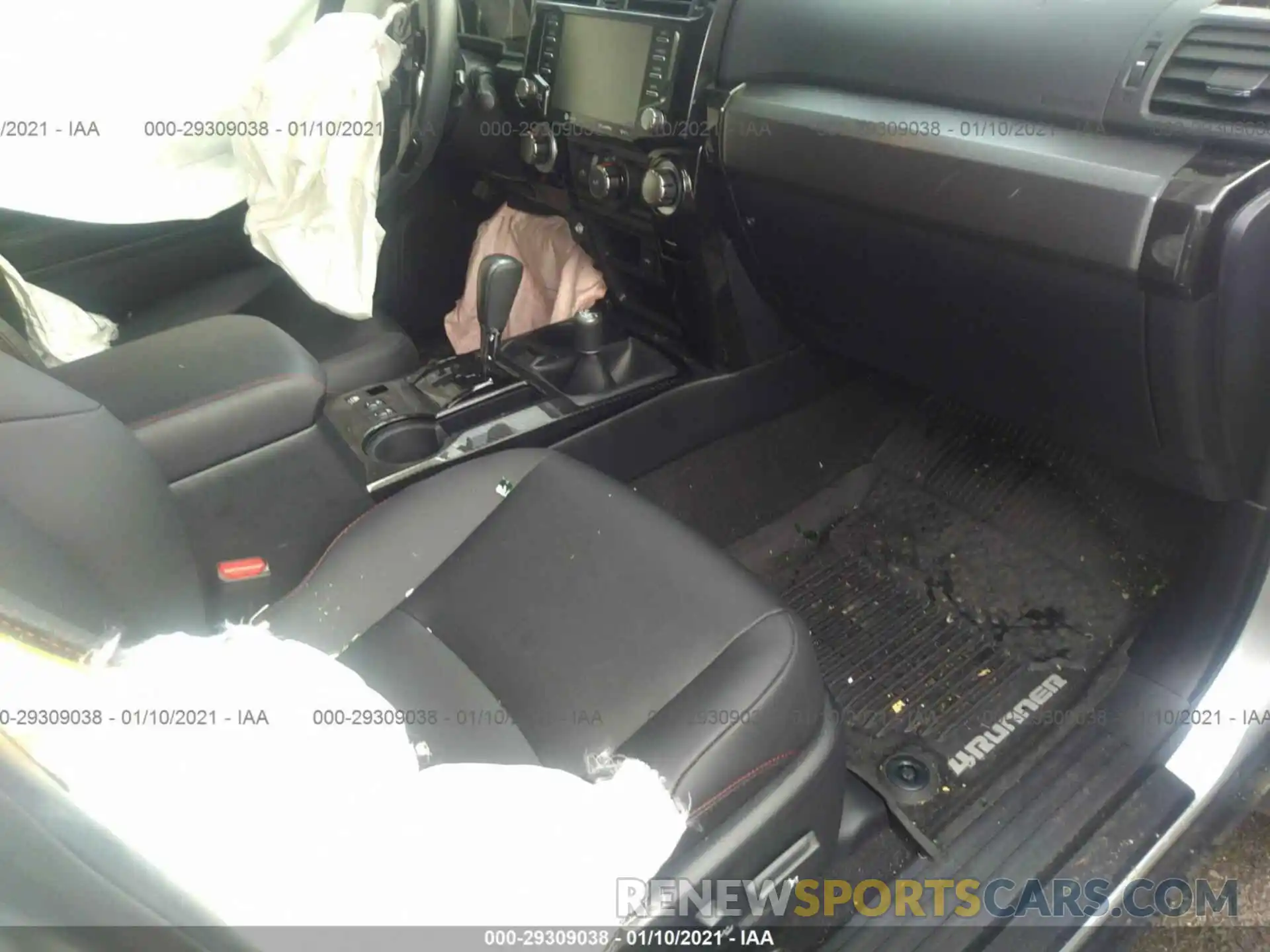 5 Photograph of a damaged car JTEBU5JR4L5742427 TOYOTA 4RUNNER 2020