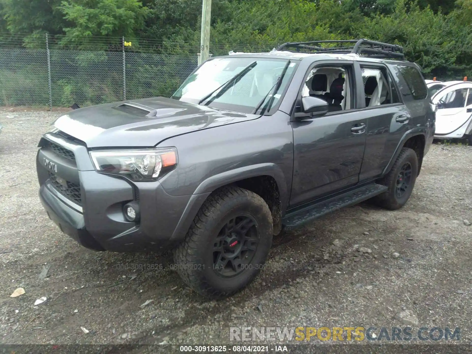 2 Photograph of a damaged car JTEBU5JR4L5744209 TOYOTA 4RUNNER 2020