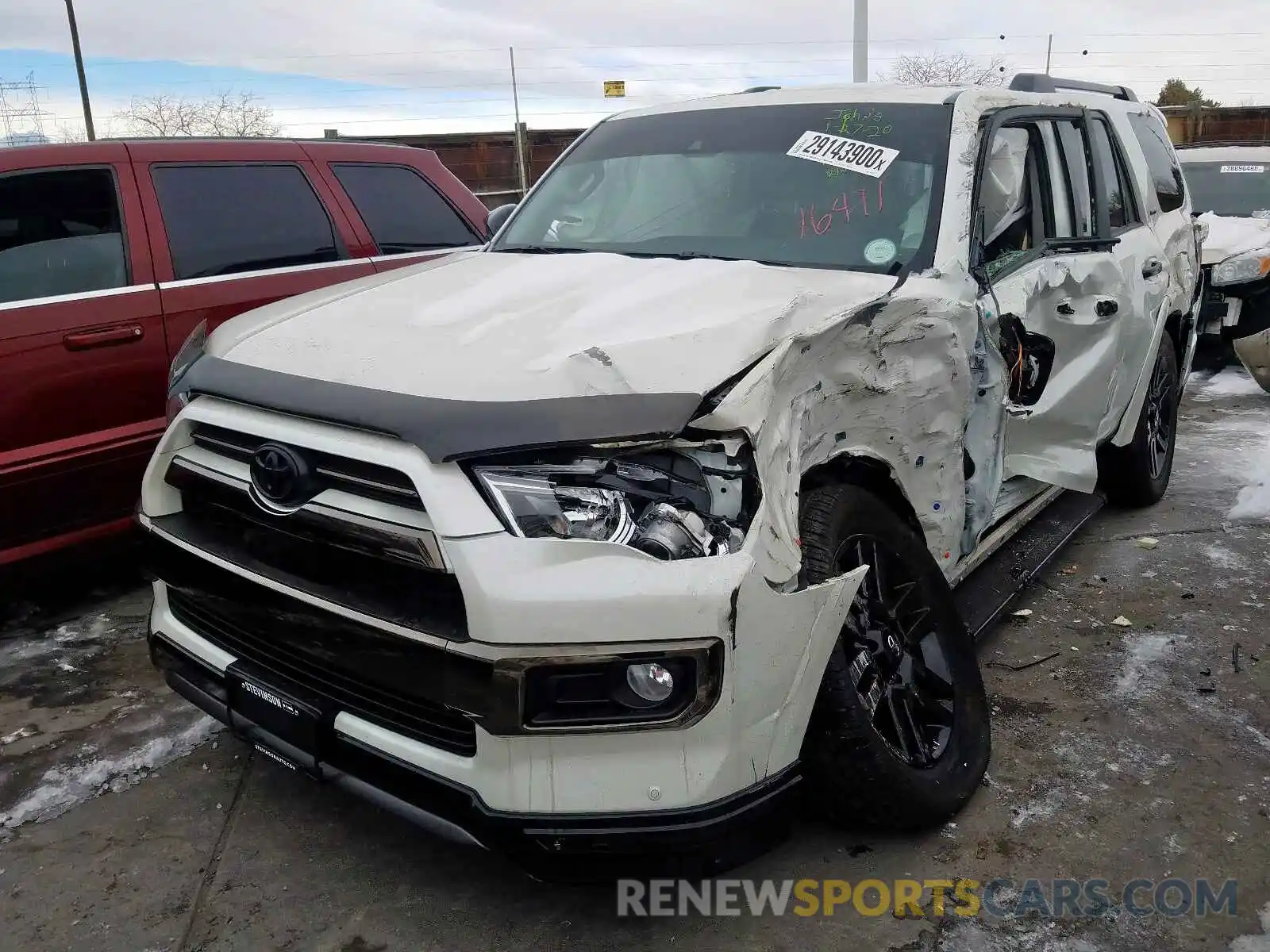 2 Photograph of a damaged car JTEBU5JR4L5745179 TOYOTA 4RUNNER 2020