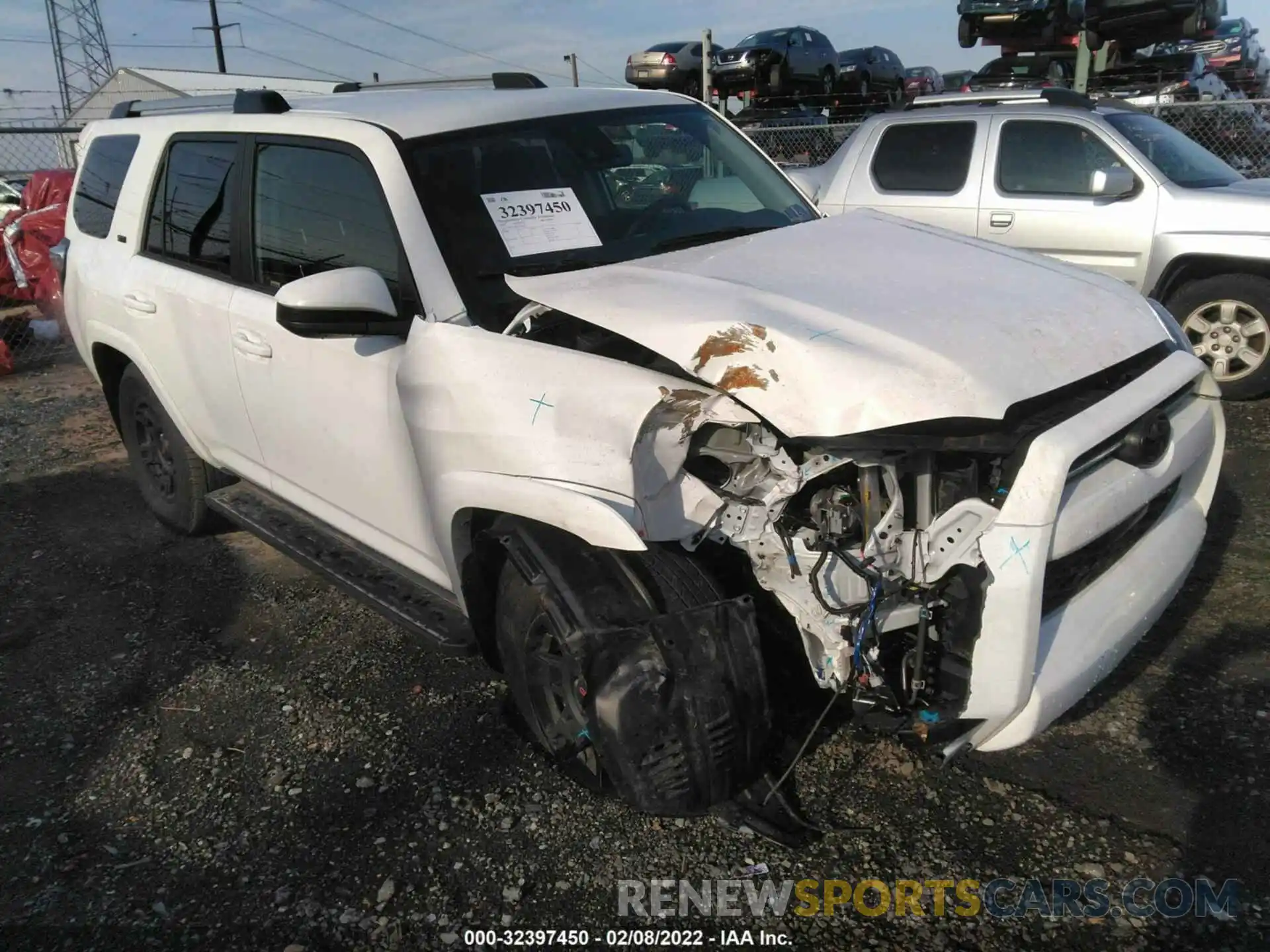 1 Photograph of a damaged car JTEBU5JR4L5747630 TOYOTA 4RUNNER 2020