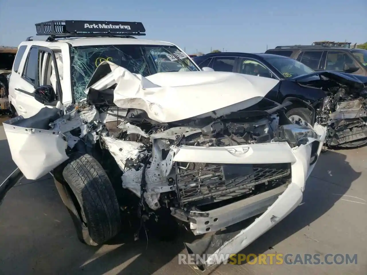 9 Photograph of a damaged car JTEBU5JR4L5749832 TOYOTA 4RUNNER 2020