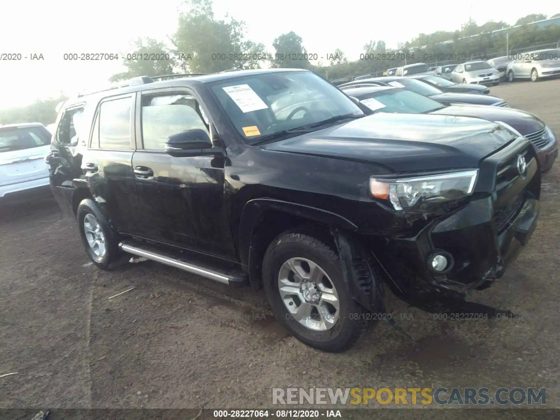 1 Photograph of a damaged car JTEBU5JR4L5757316 TOYOTA 4RUNNER 2020