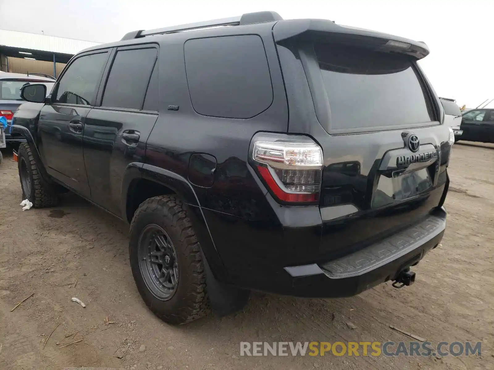 3 Photograph of a damaged car JTEBU5JR4L5757879 TOYOTA 4RUNNER 2020