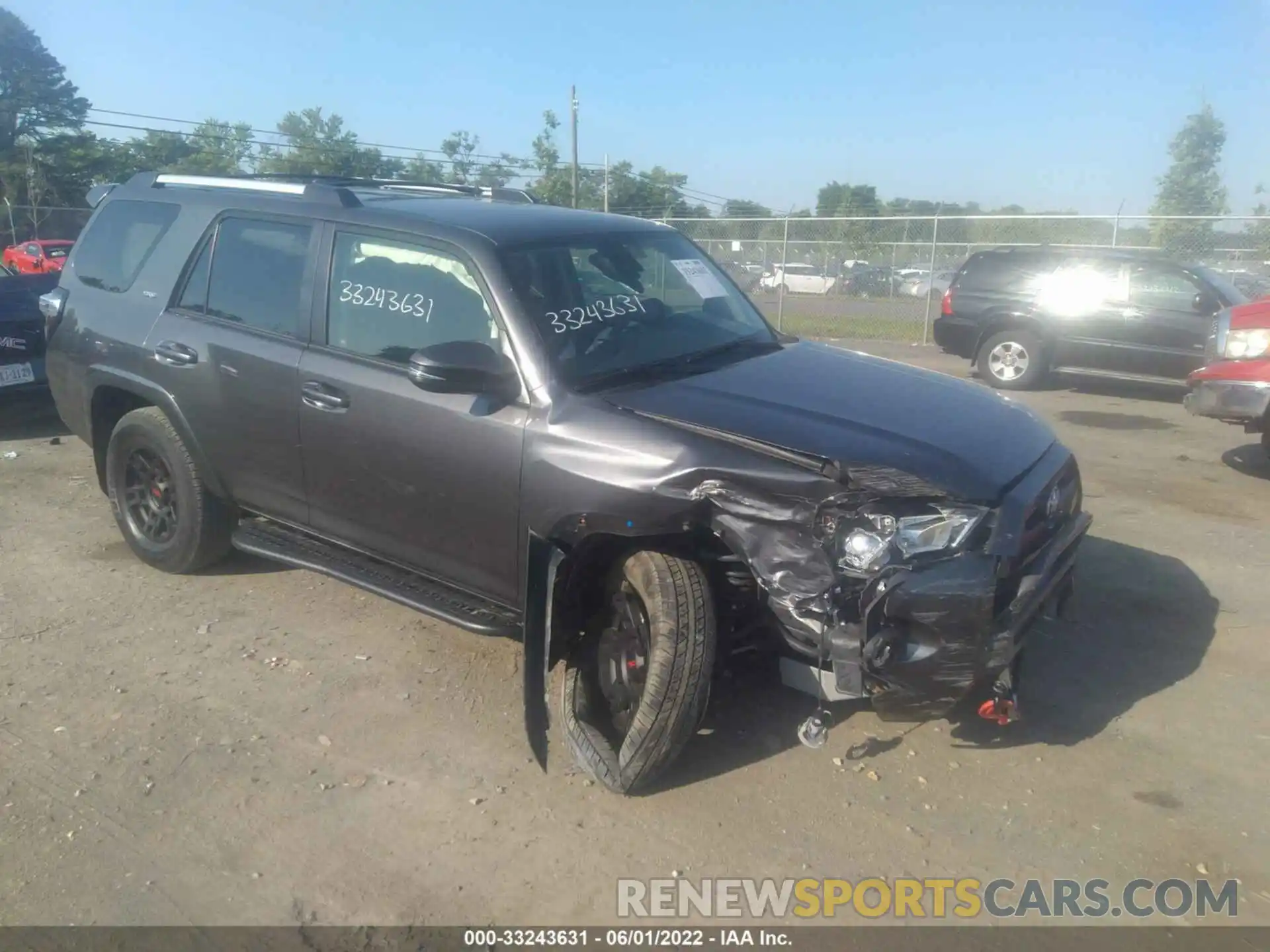 1 Photograph of a damaged car JTEBU5JR4L5761074 TOYOTA 4RUNNER 2020