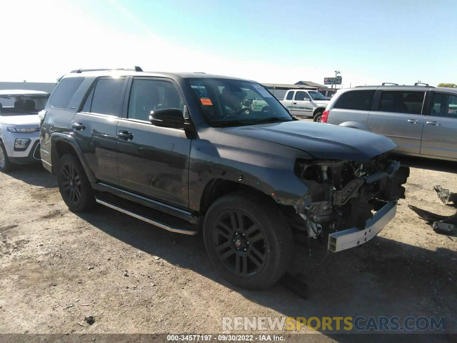 1 Photograph of a damaged car JTEBU5JR4L5761298 TOYOTA 4RUNNER 2020