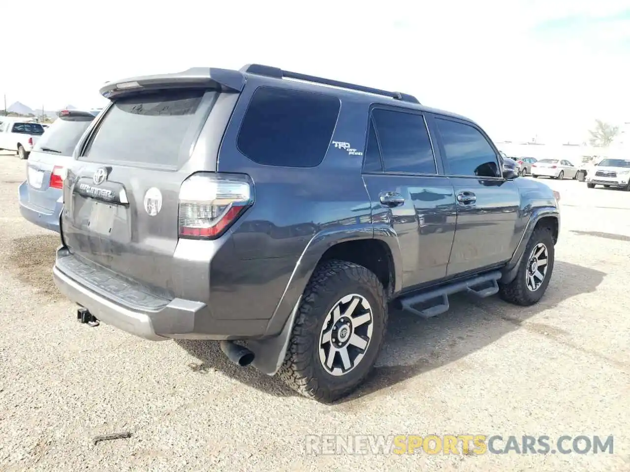 3 Photograph of a damaged car JTEBU5JR4L5763536 TOYOTA 4RUNNER 2020