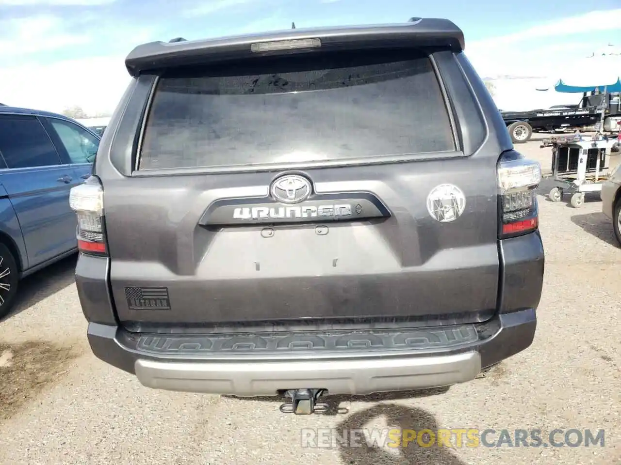 6 Photograph of a damaged car JTEBU5JR4L5763536 TOYOTA 4RUNNER 2020