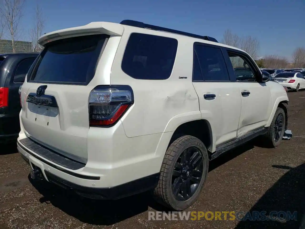 4 Photograph of a damaged car JTEBU5JR4L5769336 TOYOTA 4RUNNER 2020