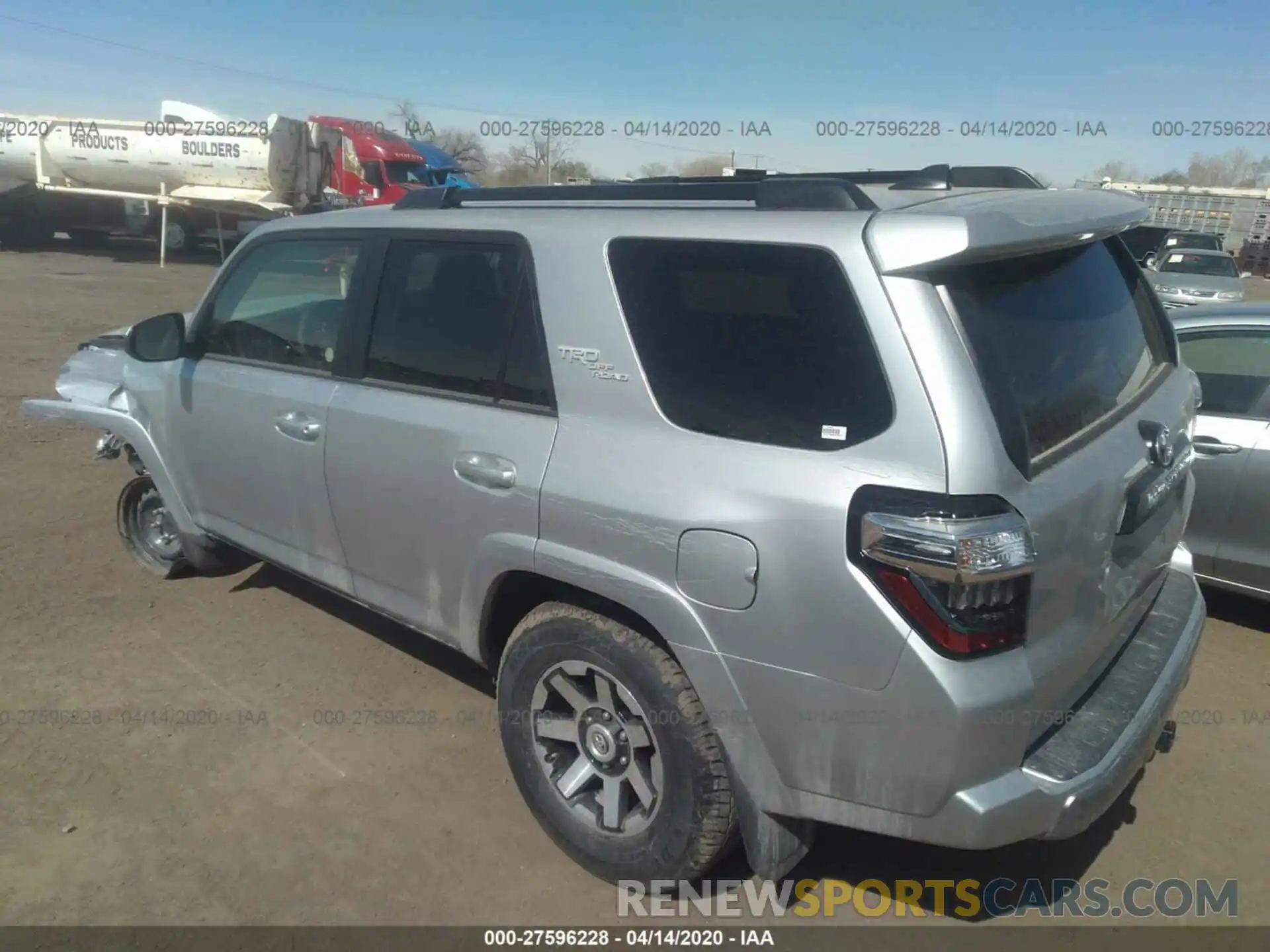 3 Photograph of a damaged car JTEBU5JR4L5775265 TOYOTA 4RUNNER 2020