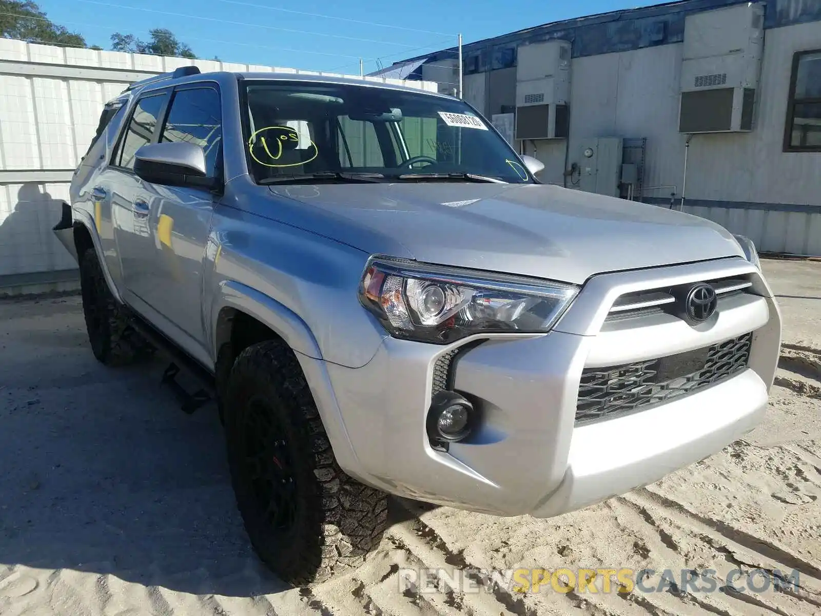 1 Photograph of a damaged car JTEBU5JR4L5775671 TOYOTA 4RUNNER 2020