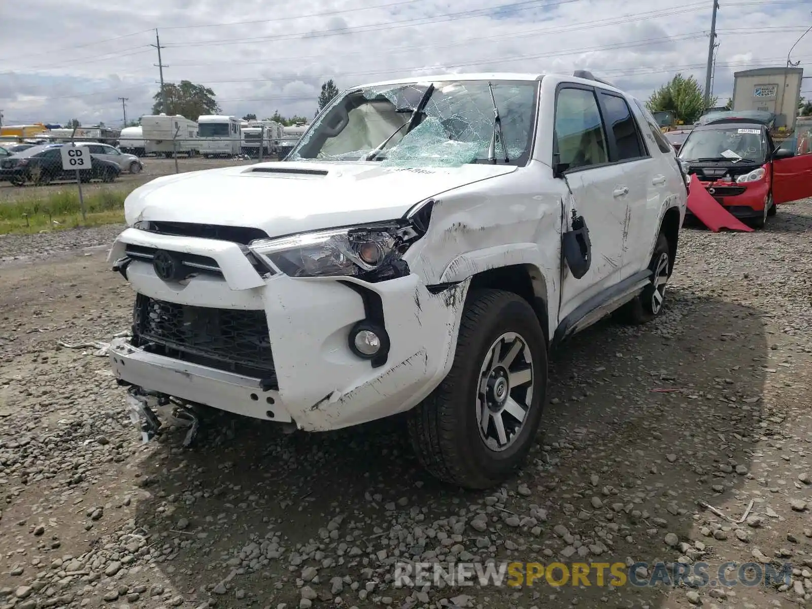 2 Photograph of a damaged car JTEBU5JR4L5779042 TOYOTA 4RUNNER 2020