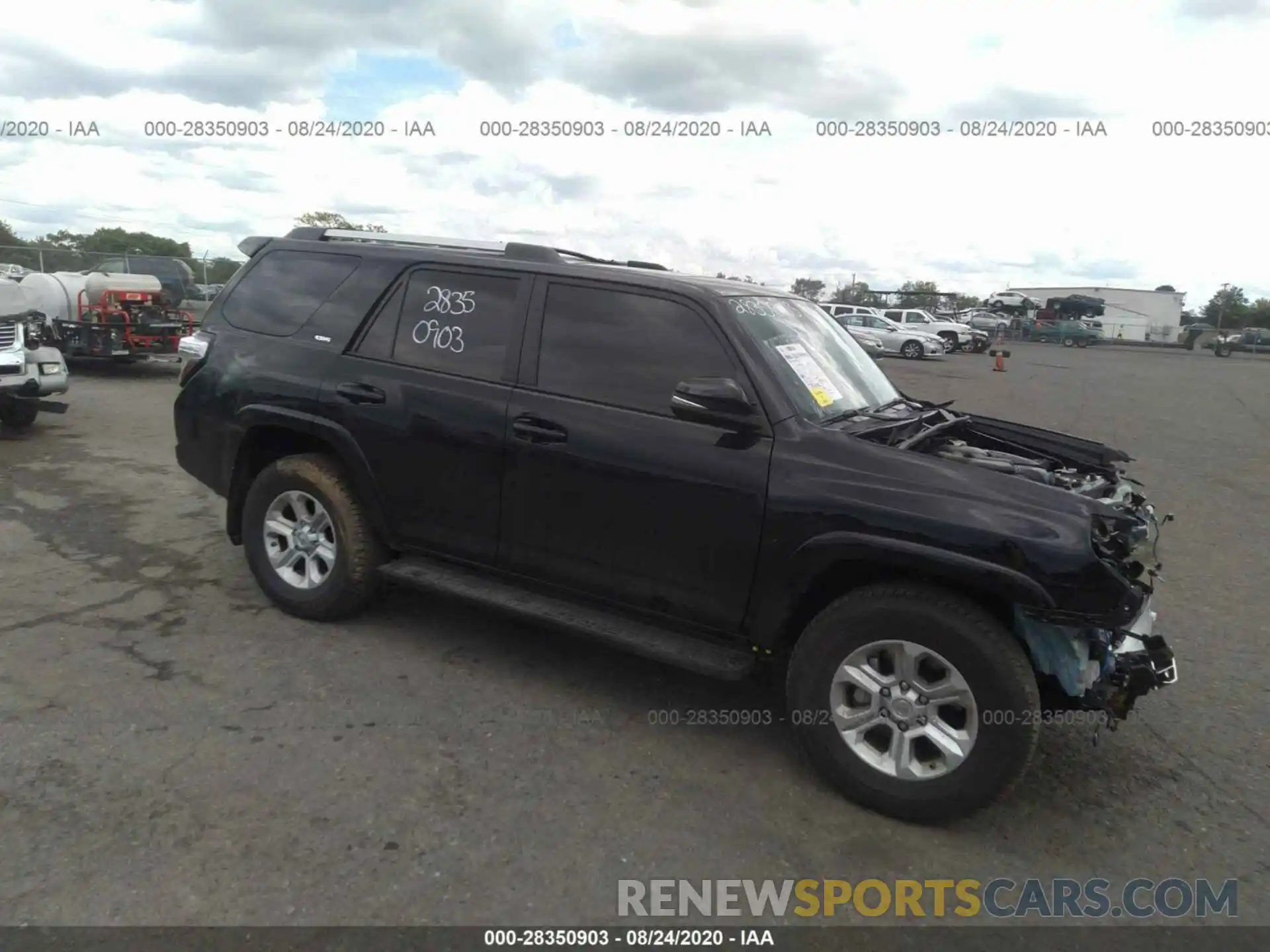 1 Photograph of a damaged car JTEBU5JR4L5781180 TOYOTA 4RUNNER 2020