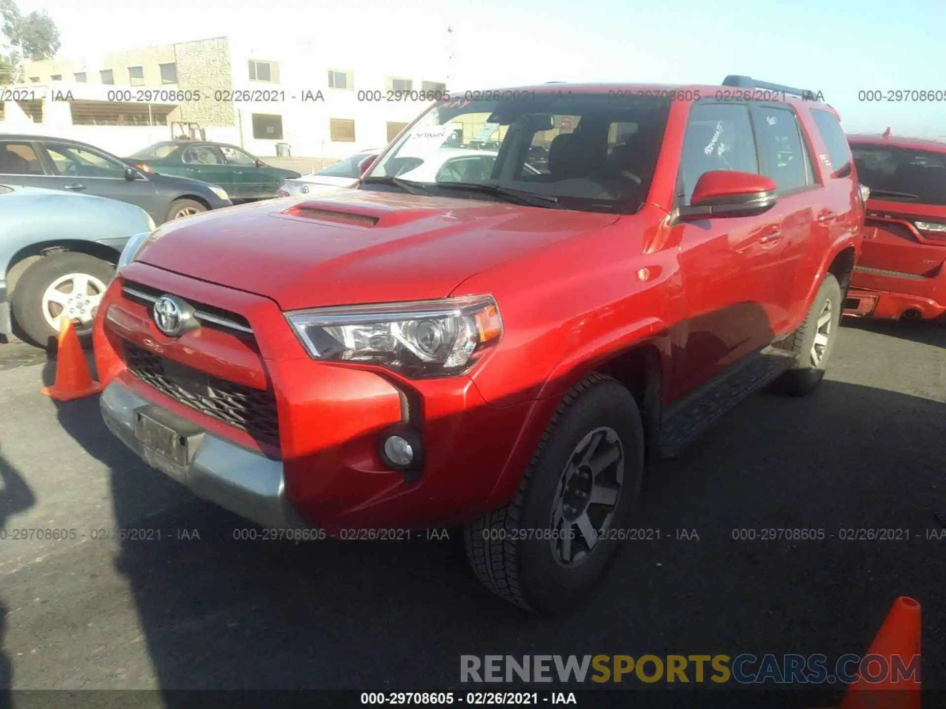 2 Photograph of a damaged car JTEBU5JR4L5788579 TOYOTA 4RUNNER 2020