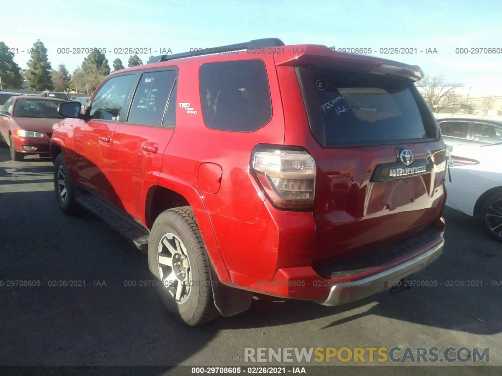 3 Photograph of a damaged car JTEBU5JR4L5788579 TOYOTA 4RUNNER 2020