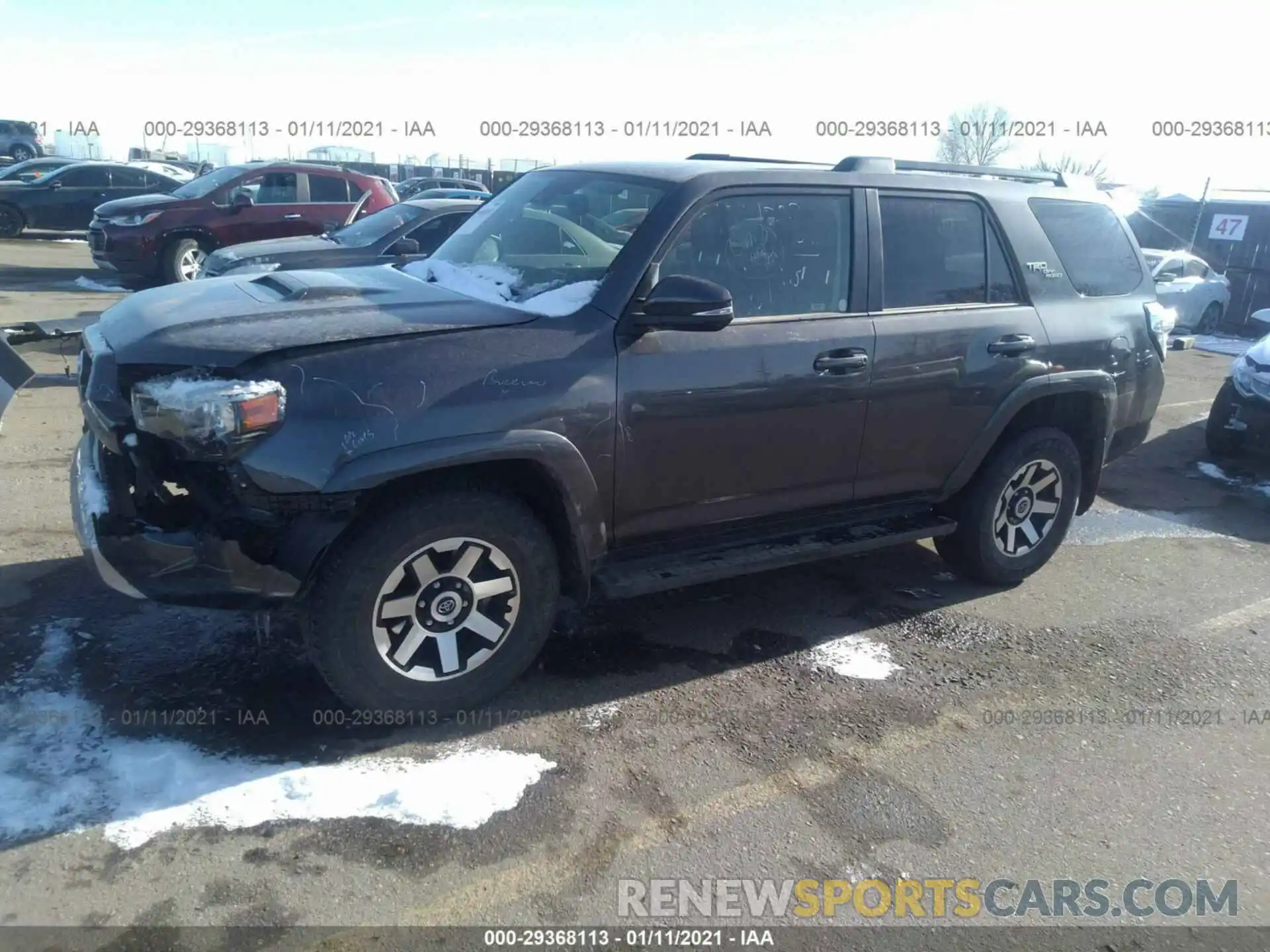 2 Photograph of a damaged car JTEBU5JR4L5789361 TOYOTA 4RUNNER 2020