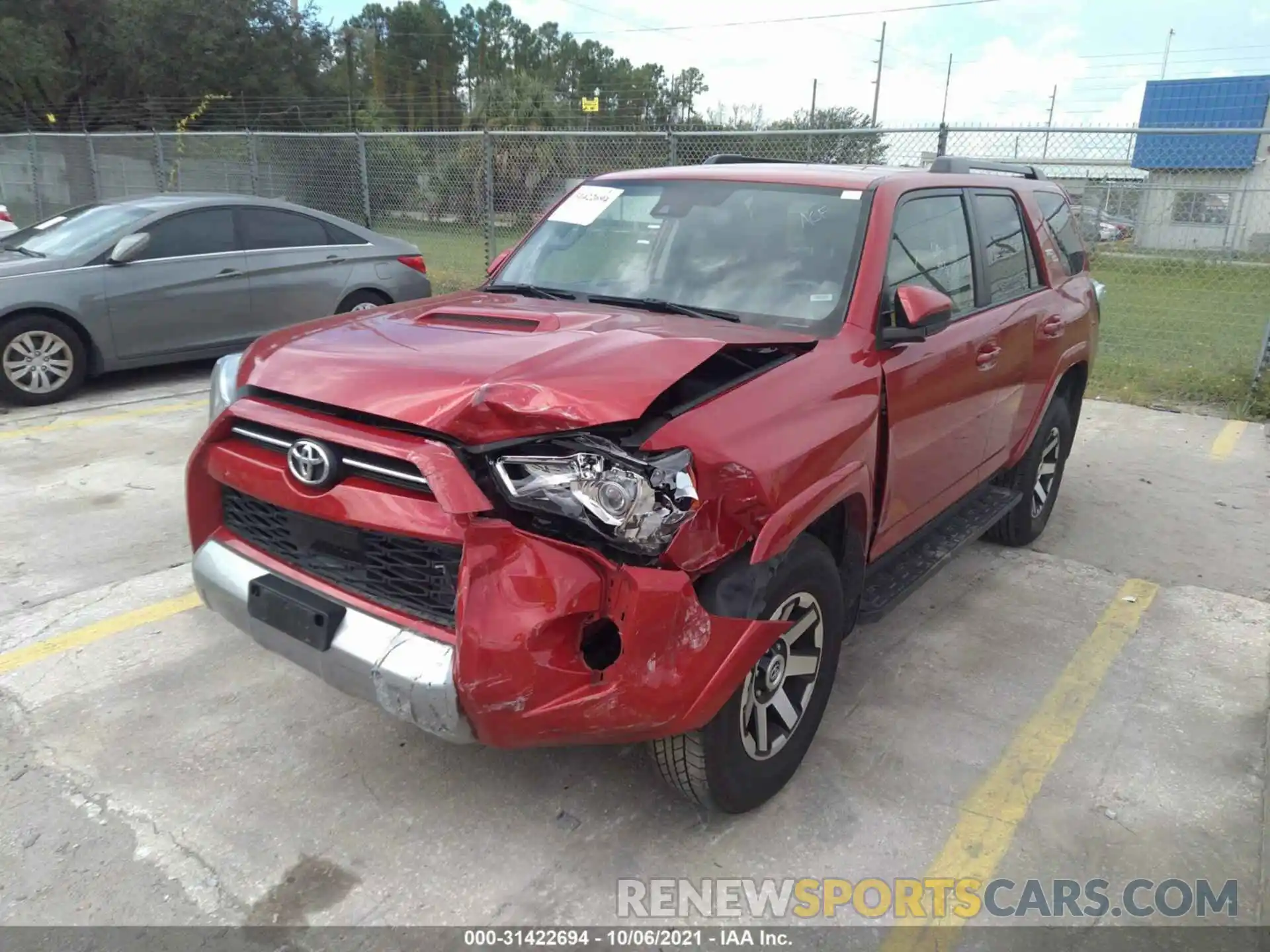 6 Photograph of a damaged car JTEBU5JR4L5794169 TOYOTA 4RUNNER 2020