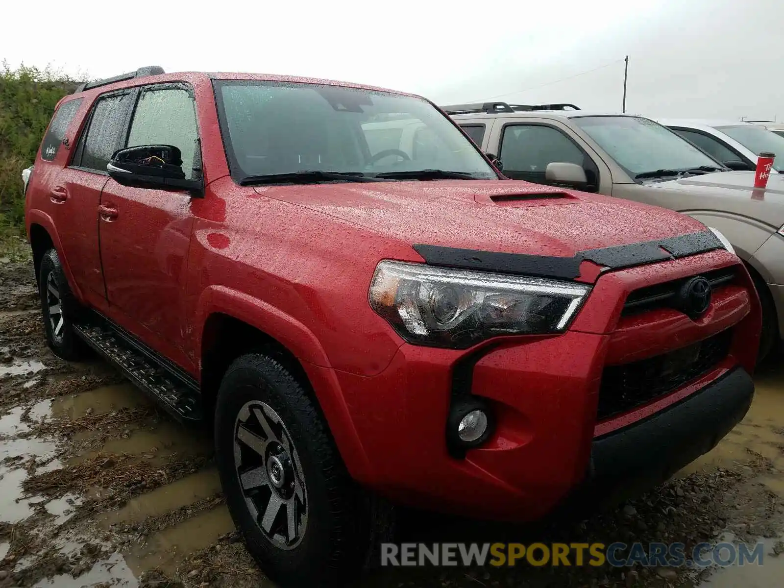 1 Photograph of a damaged car JTEBU5JR4L5797184 TOYOTA 4RUNNER 2020