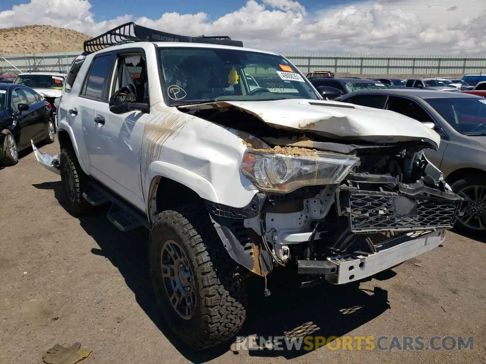 1 Photograph of a damaged car JTEBU5JR4L5800486 TOYOTA 4RUNNER 2020