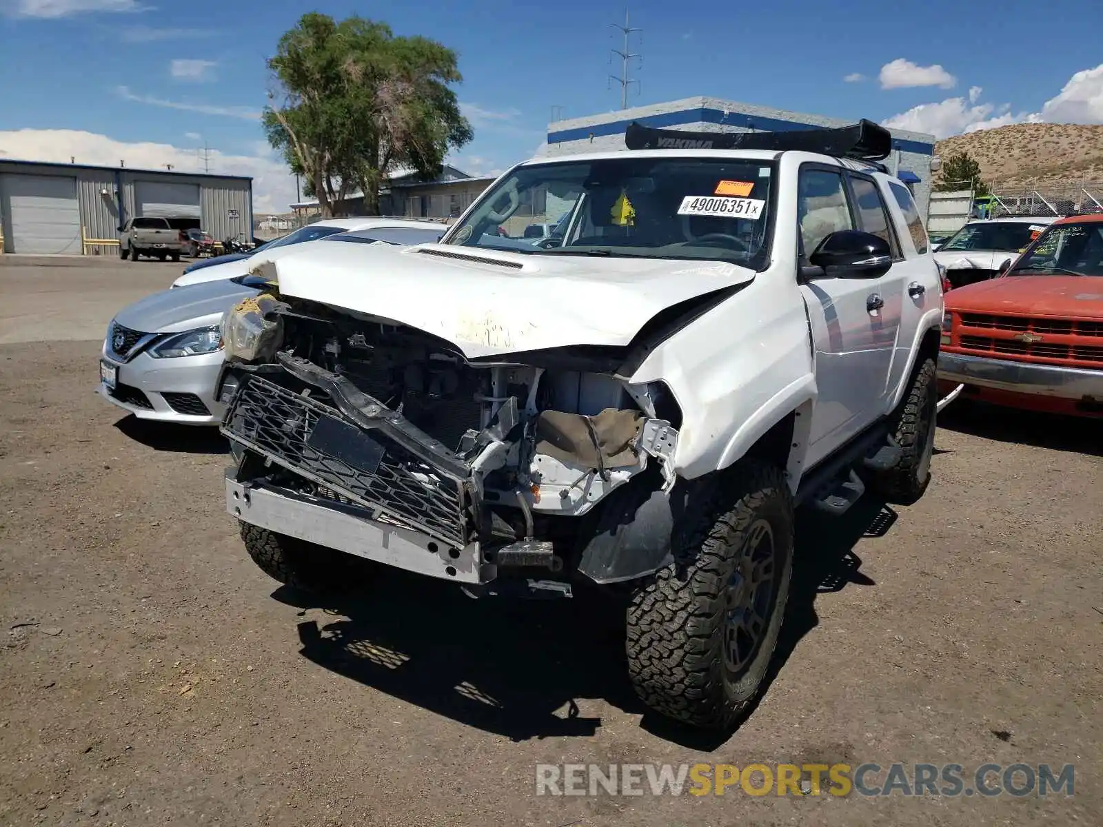 2 Photograph of a damaged car JTEBU5JR4L5800486 TOYOTA 4RUNNER 2020