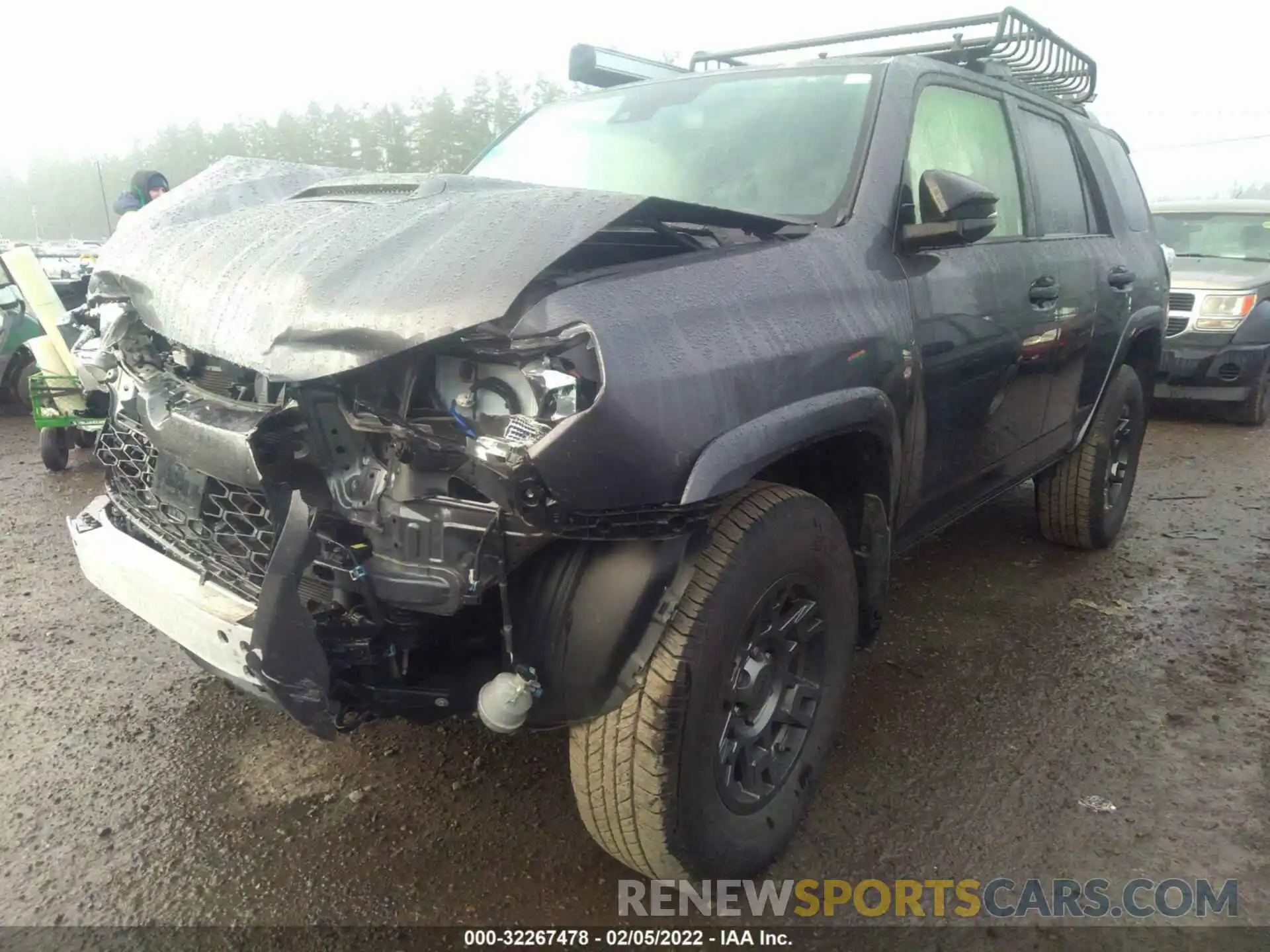 2 Photograph of a damaged car JTEBU5JR4L5802058 TOYOTA 4RUNNER 2020