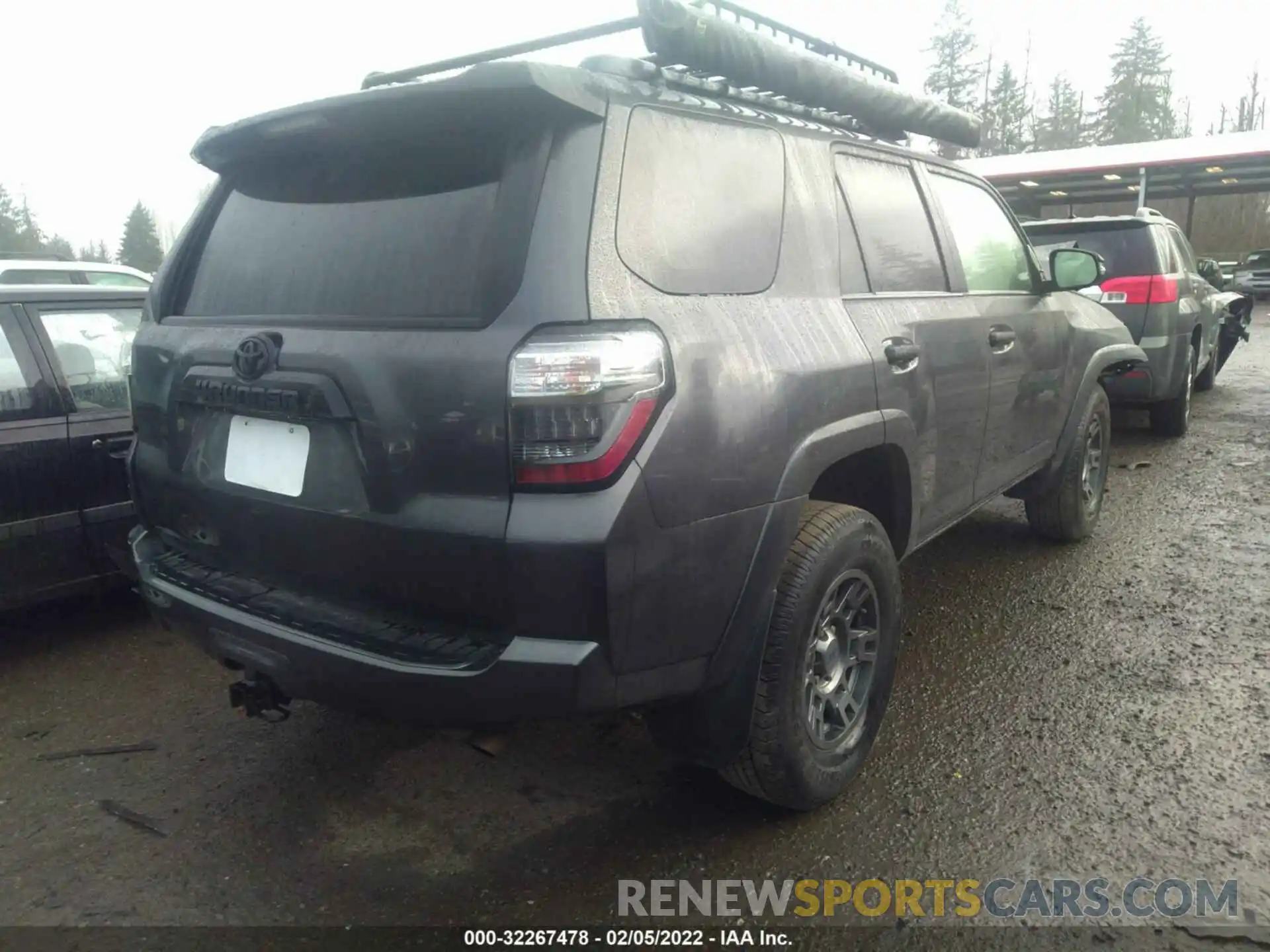 4 Фотография поврежденного автомобиля JTEBU5JR4L5802058 TOYOTA 4RUNNER 2020