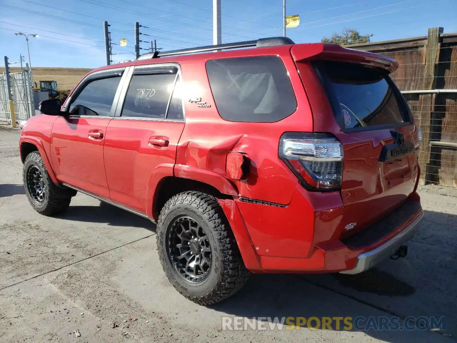 3 Photograph of a damaged car JTEBU5JR4L5804490 TOYOTA 4RUNNER 2020