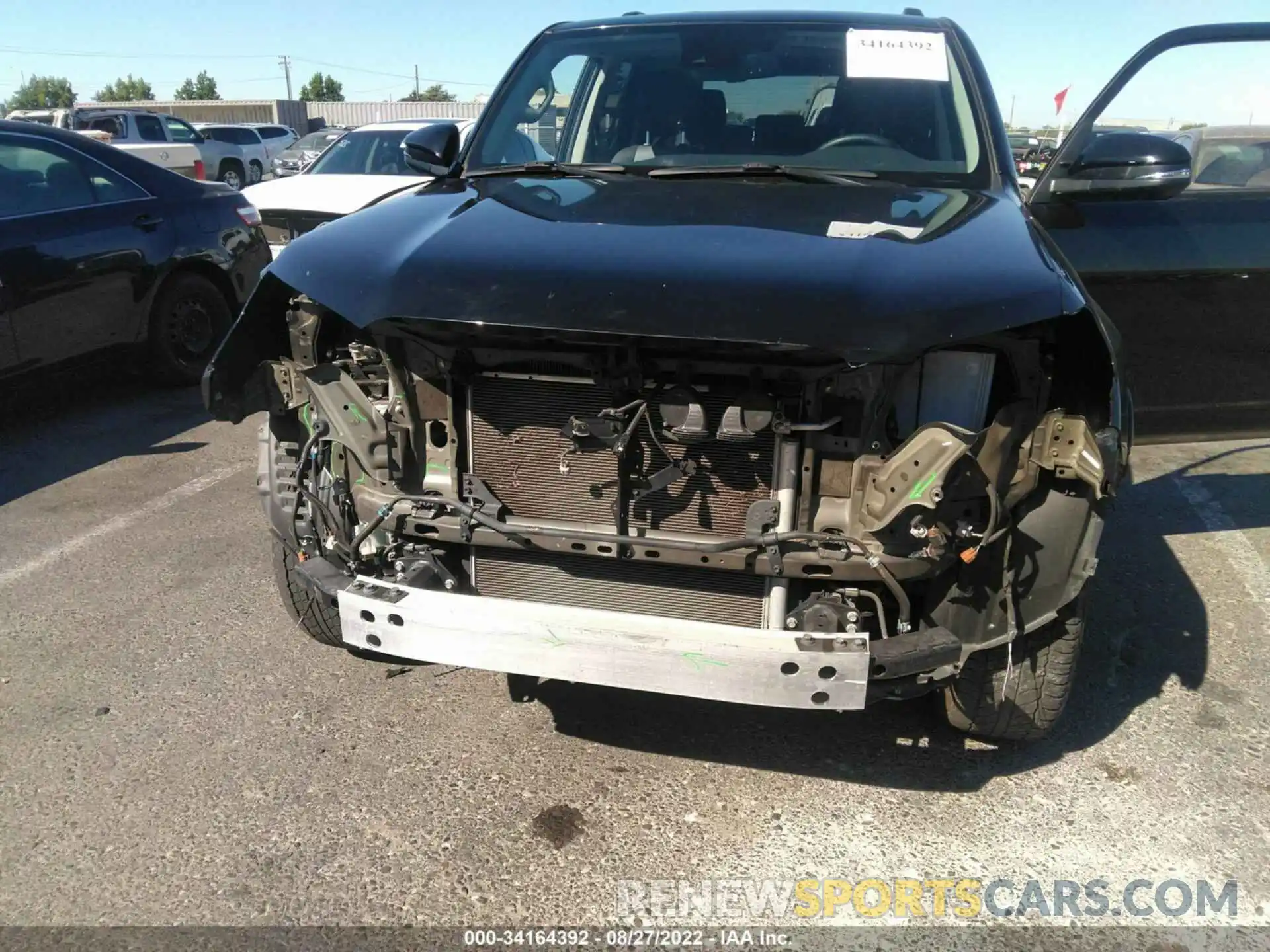 6 Photograph of a damaged car JTEBU5JR4L5812542 TOYOTA 4RUNNER 2020