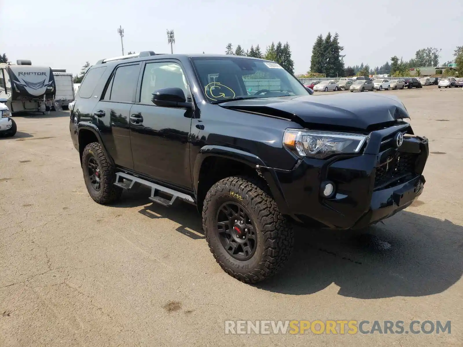 1 Photograph of a damaged car JTEBU5JR4L5814338 TOYOTA 4RUNNER 2020