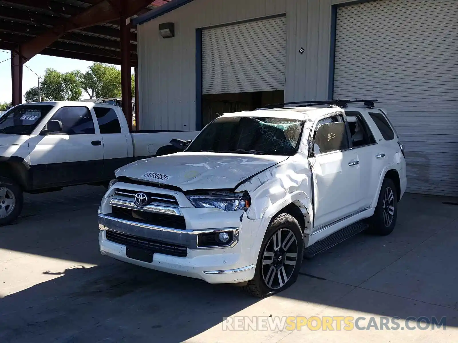 2 Photograph of a damaged car JTEBU5JR4L5826537 TOYOTA 4RUNNER 2020