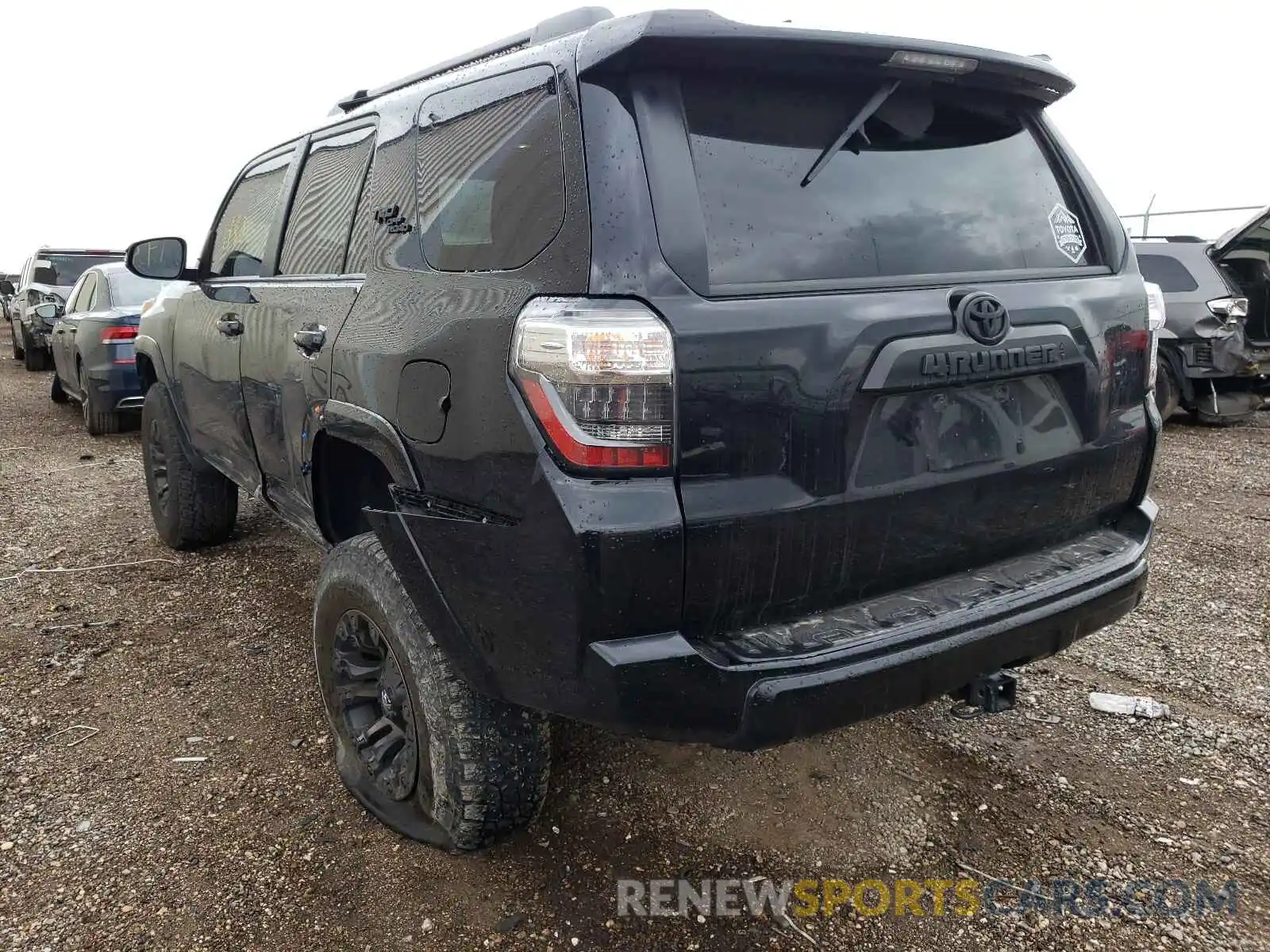 3 Photograph of a damaged car JTEBU5JR4L5832595 TOYOTA 4RUNNER 2020