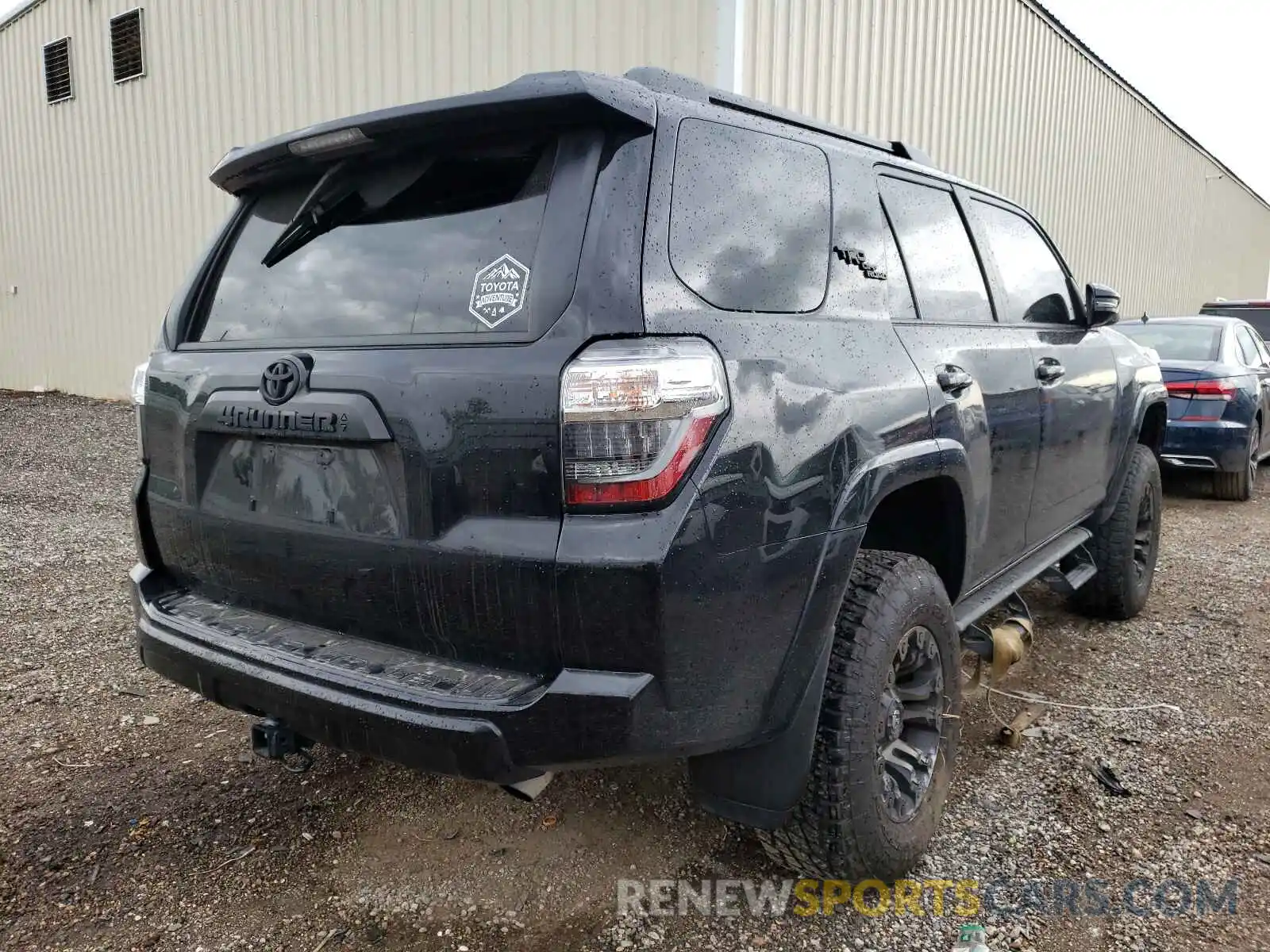 4 Фотография поврежденного автомобиля JTEBU5JR4L5832595 TOYOTA 4RUNNER 2020